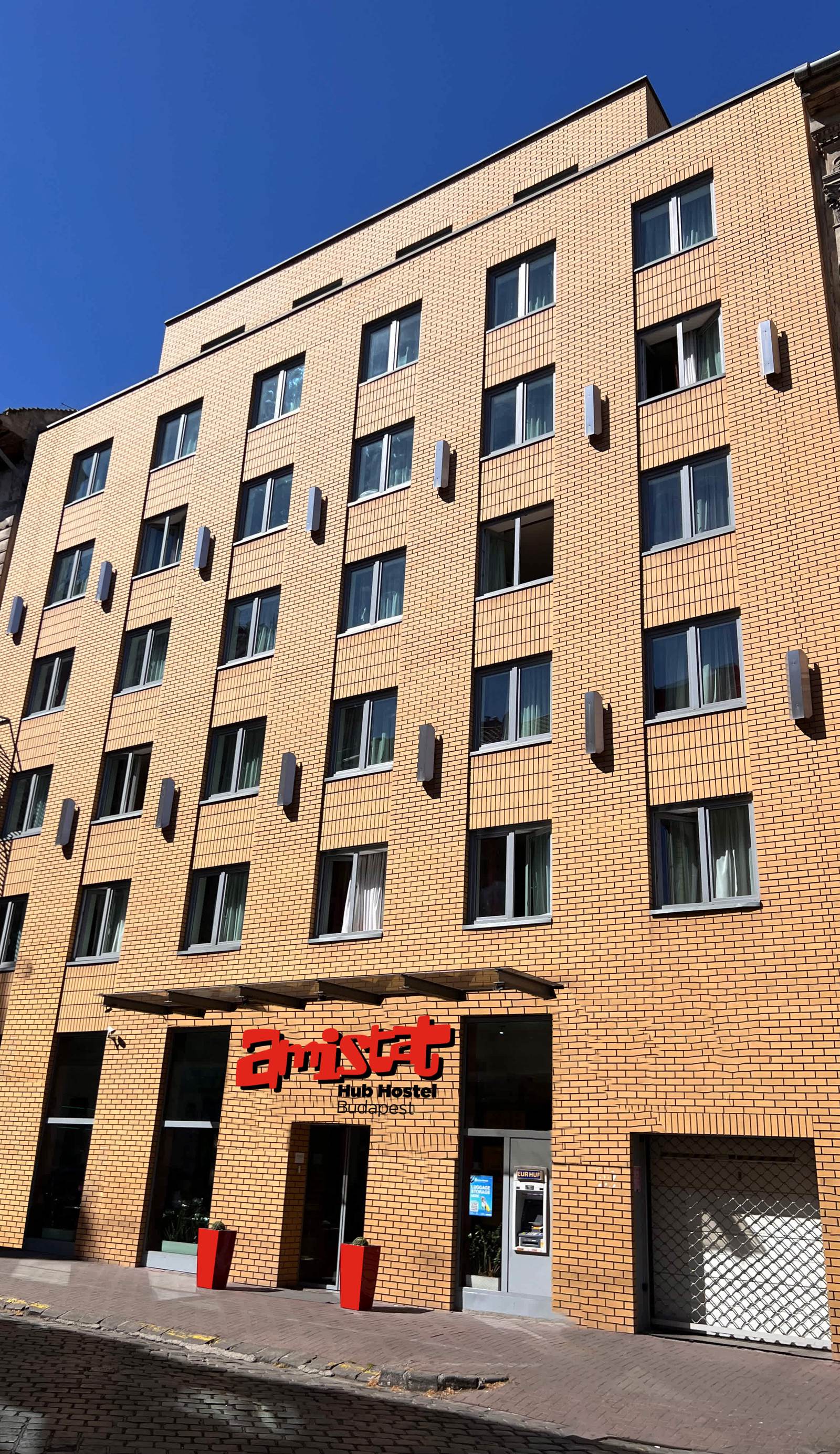Amistat Hub Hostel Budapest