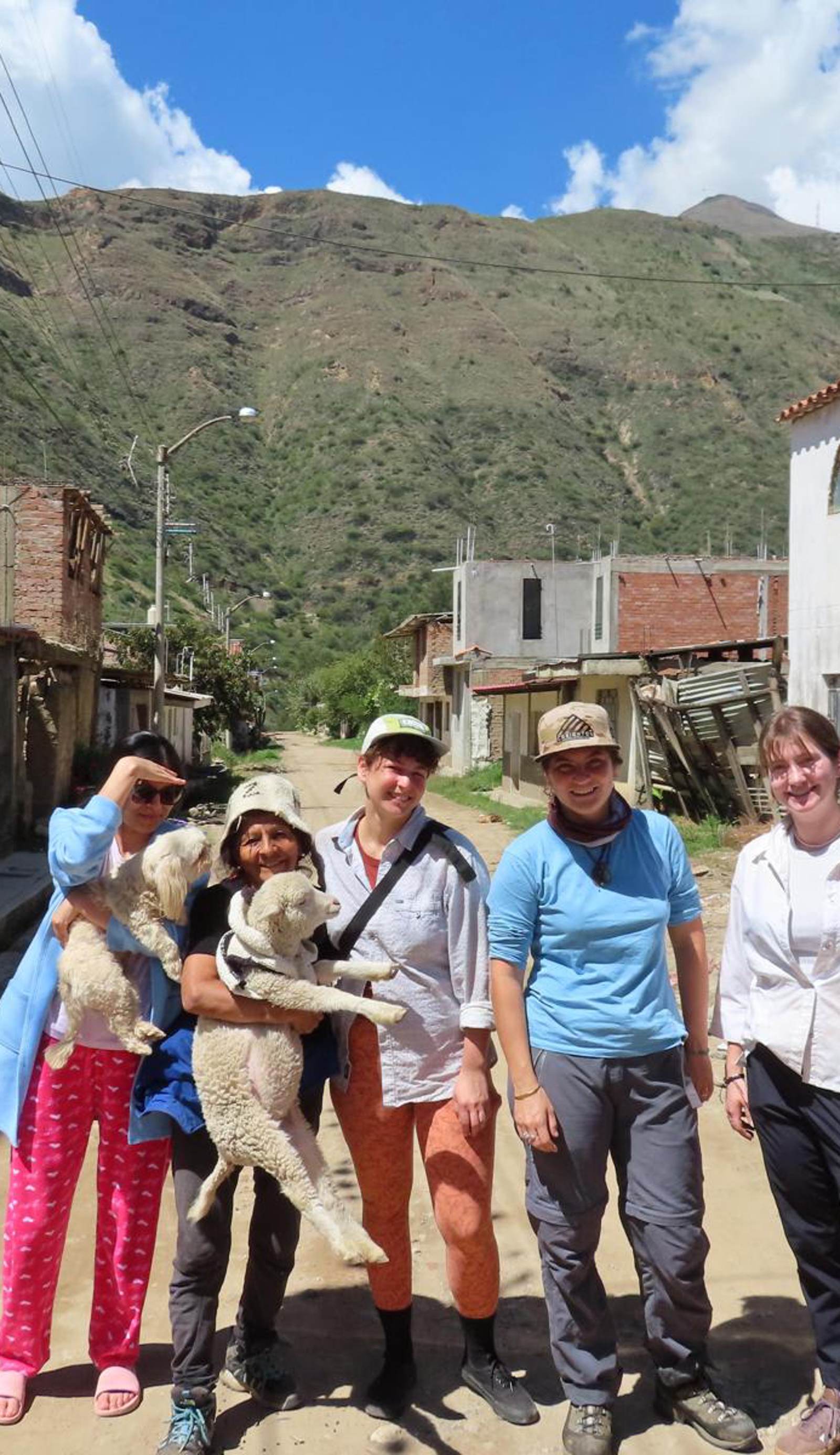 Dionny's House in heart of the Cordillera Blanca - 35 km from Huaraz