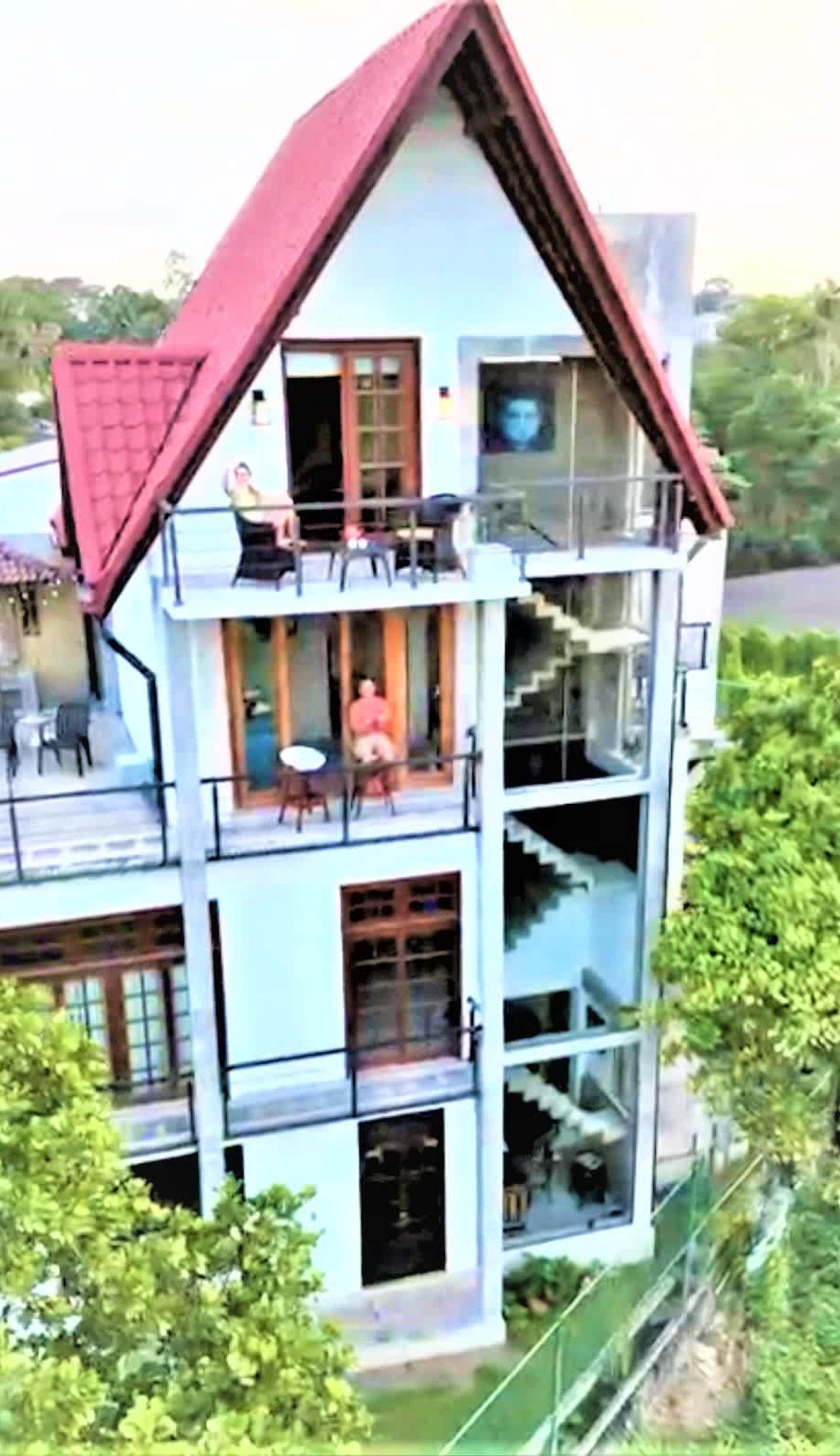 Edgefield Escapes