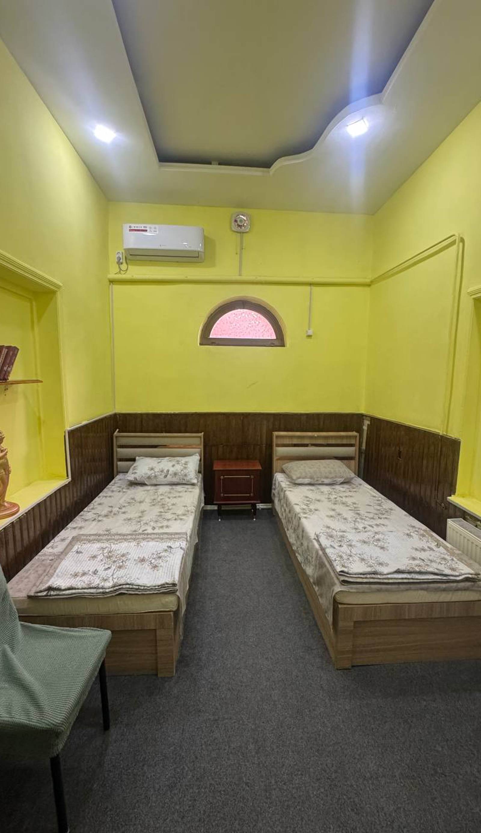 Domhostel
