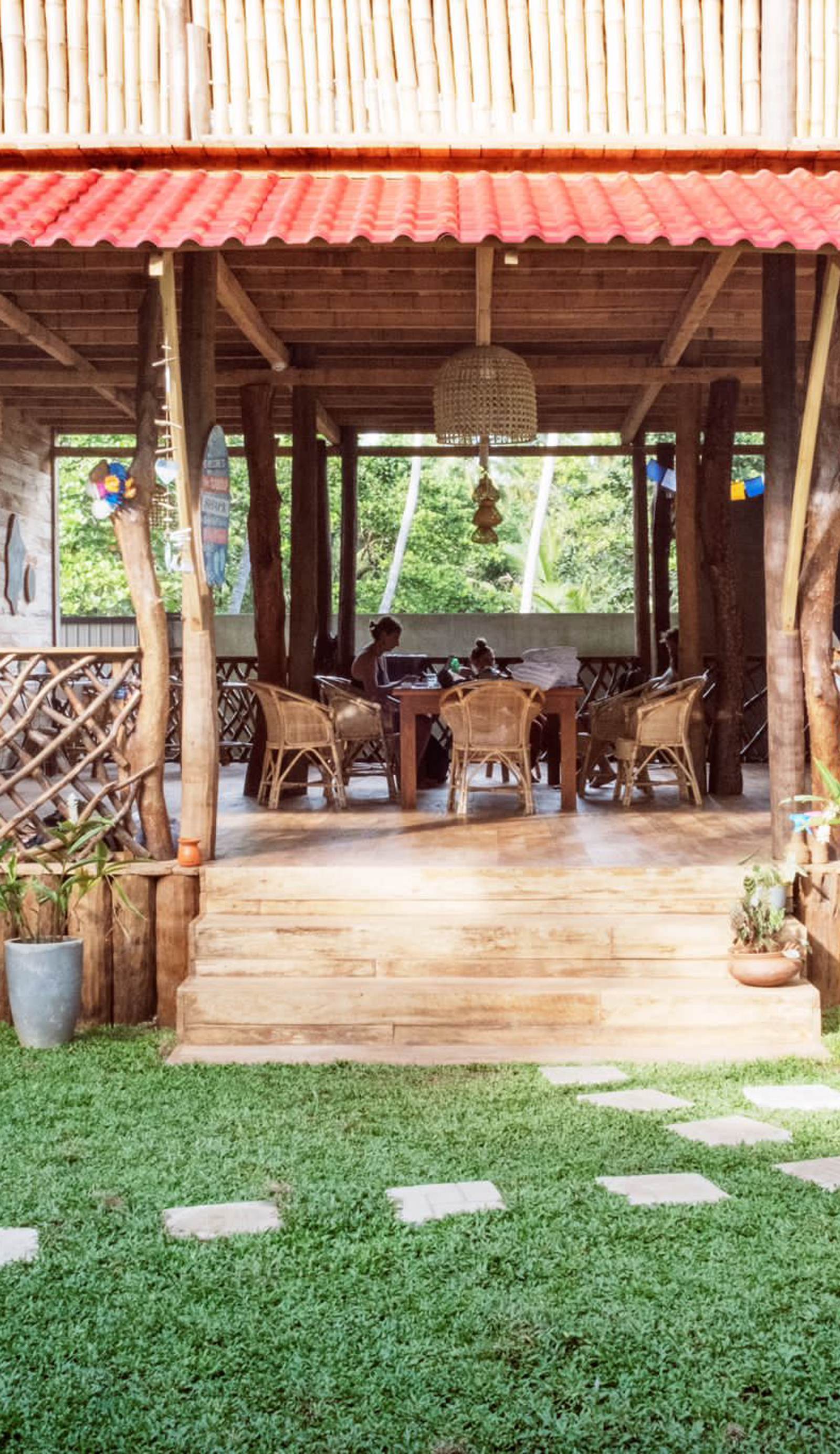 Hippy Surf Camp - Surf Cabana