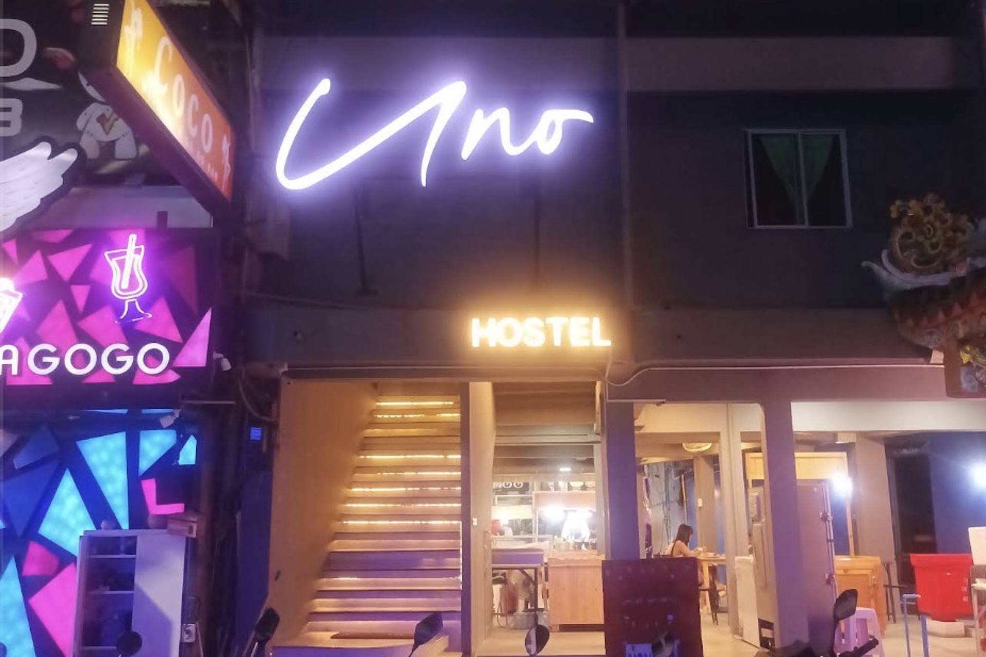 Walking Street Uno Hostel