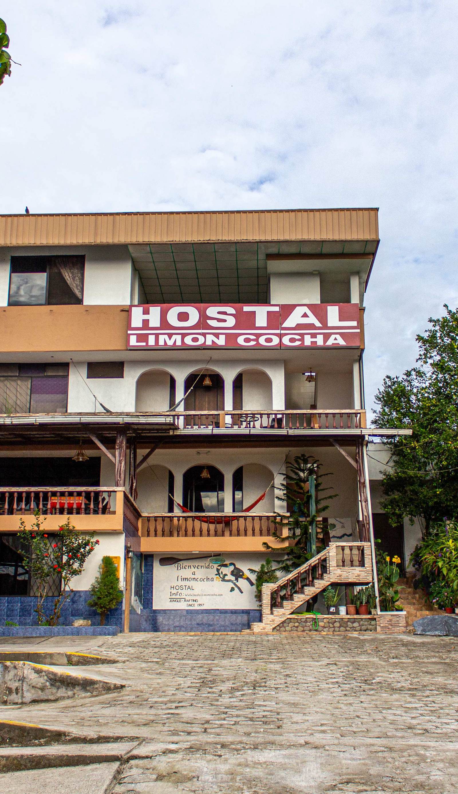 Hostal Limoncocha