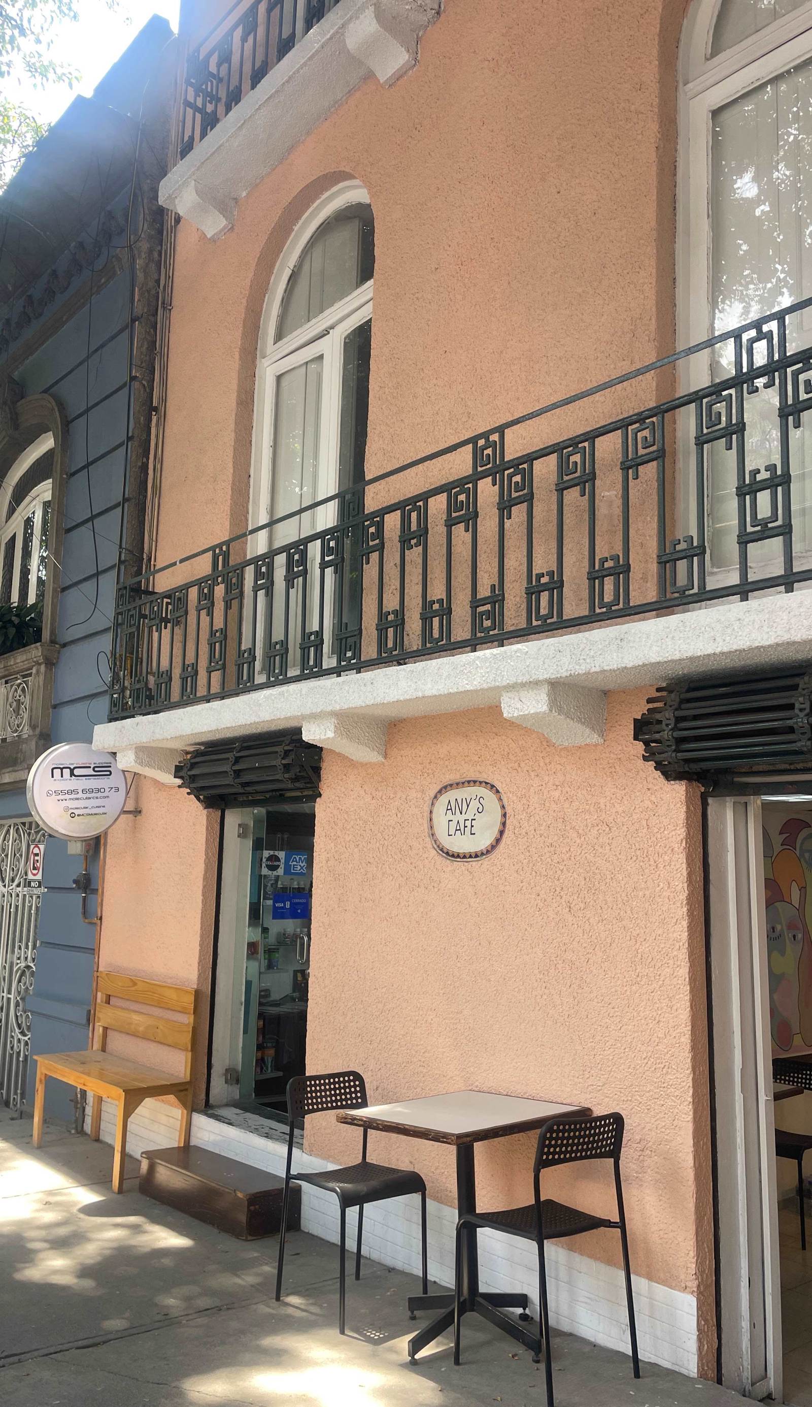 Anys Hostal