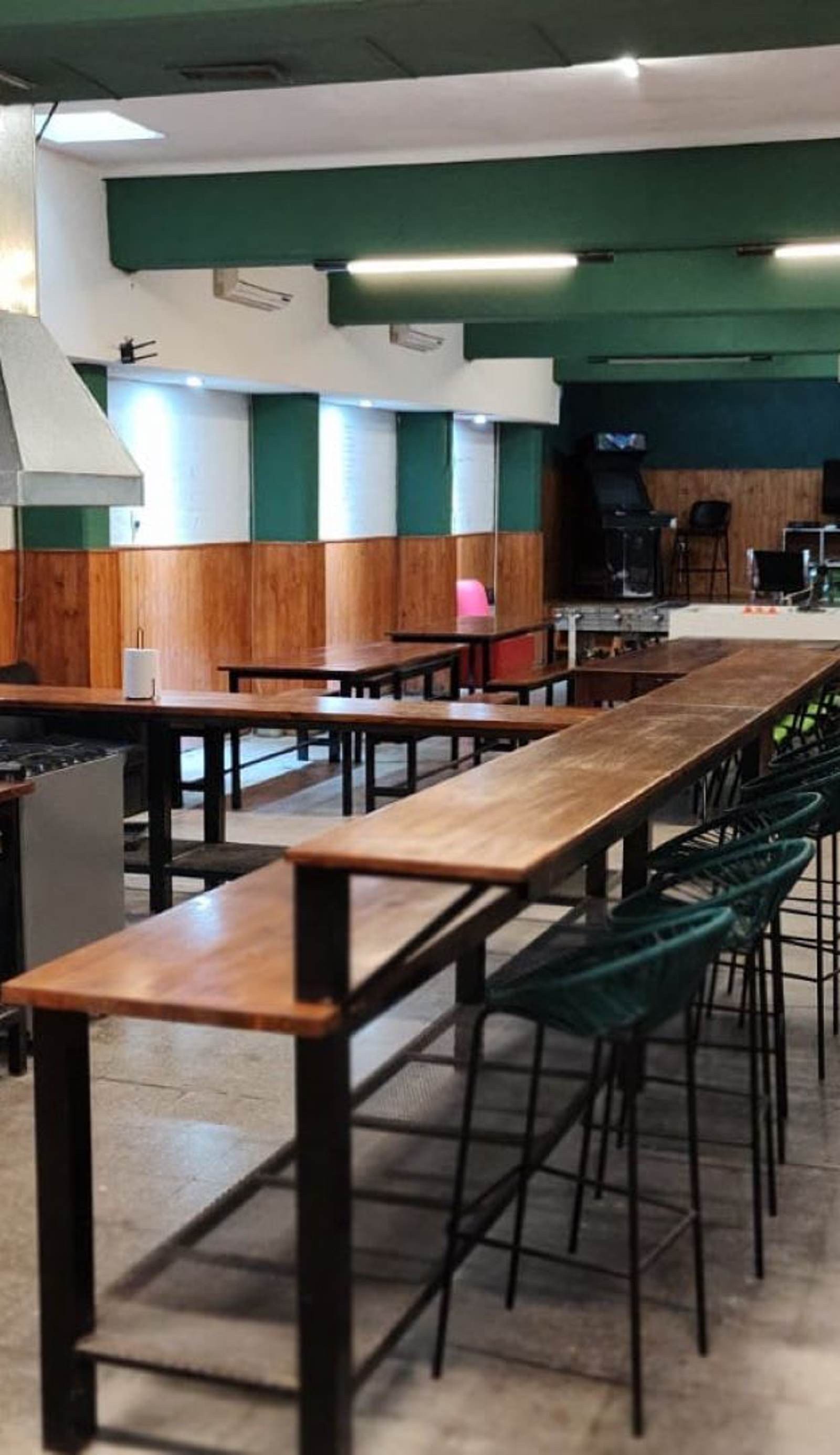 Clover Hostel