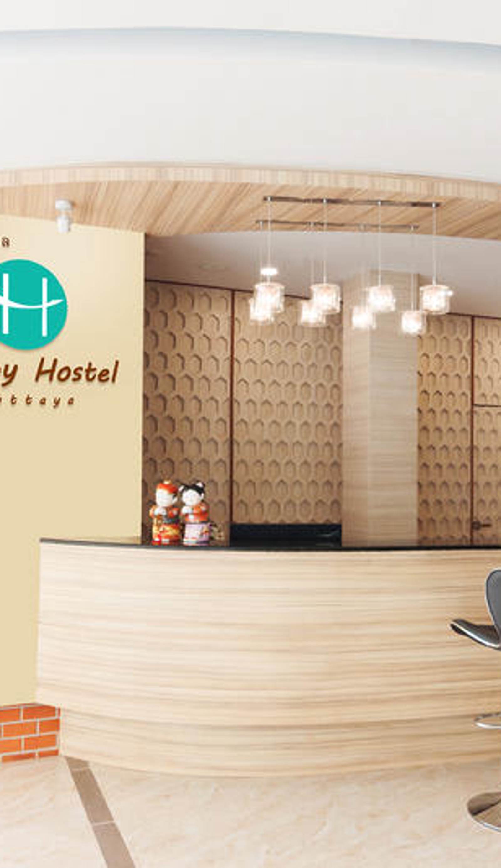Happy Hostel