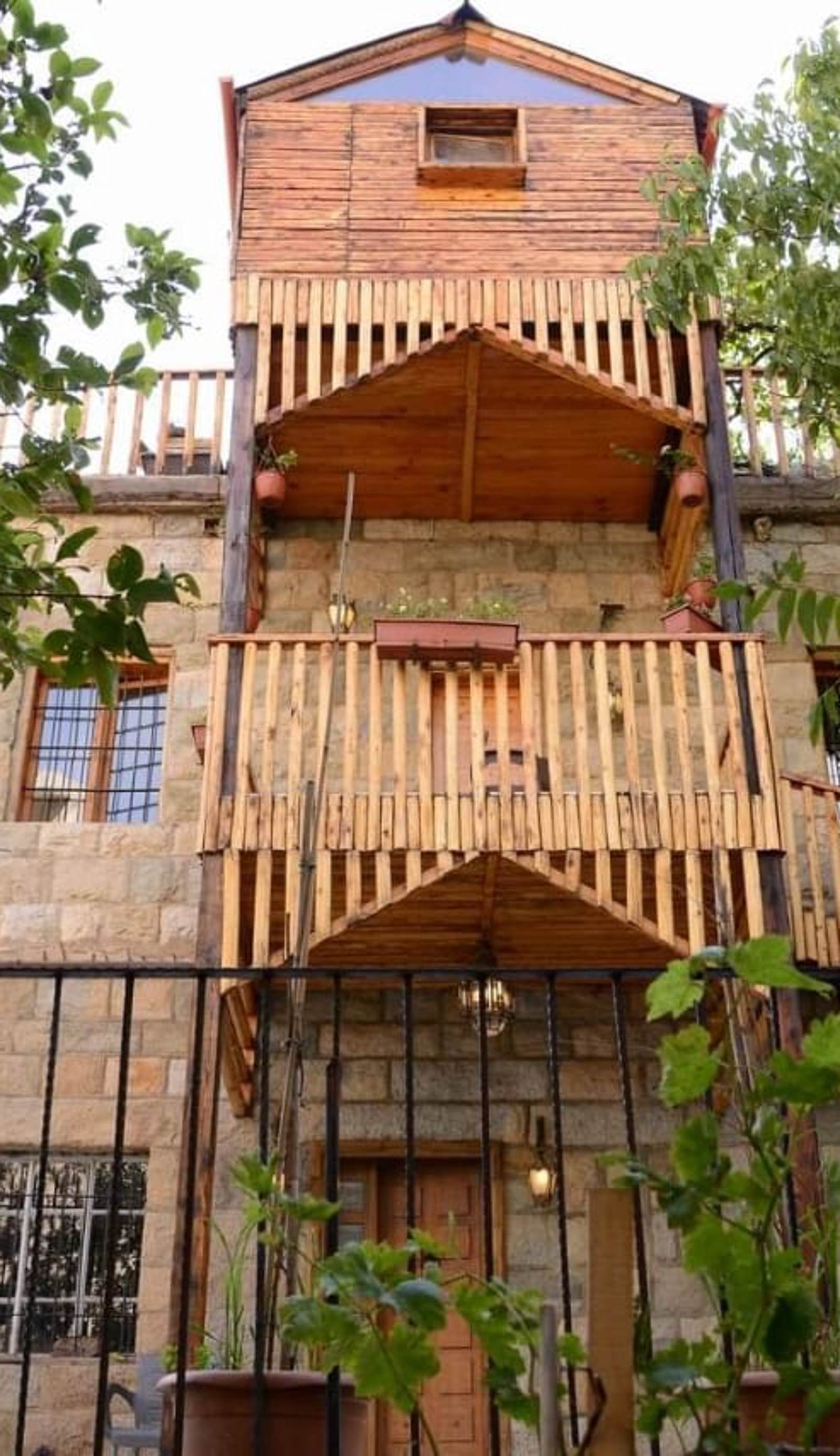 View Lodge Bcharre