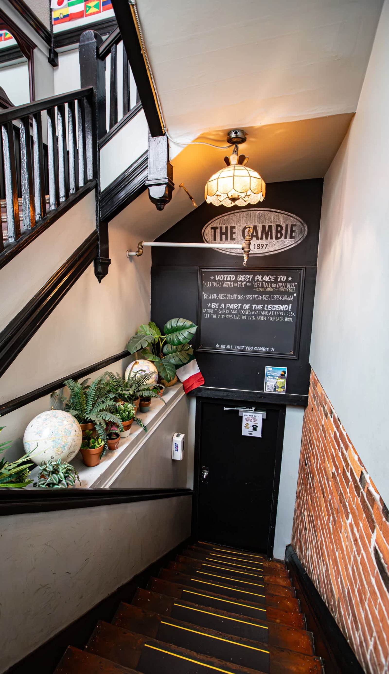 Cambie Hostel - Gastown