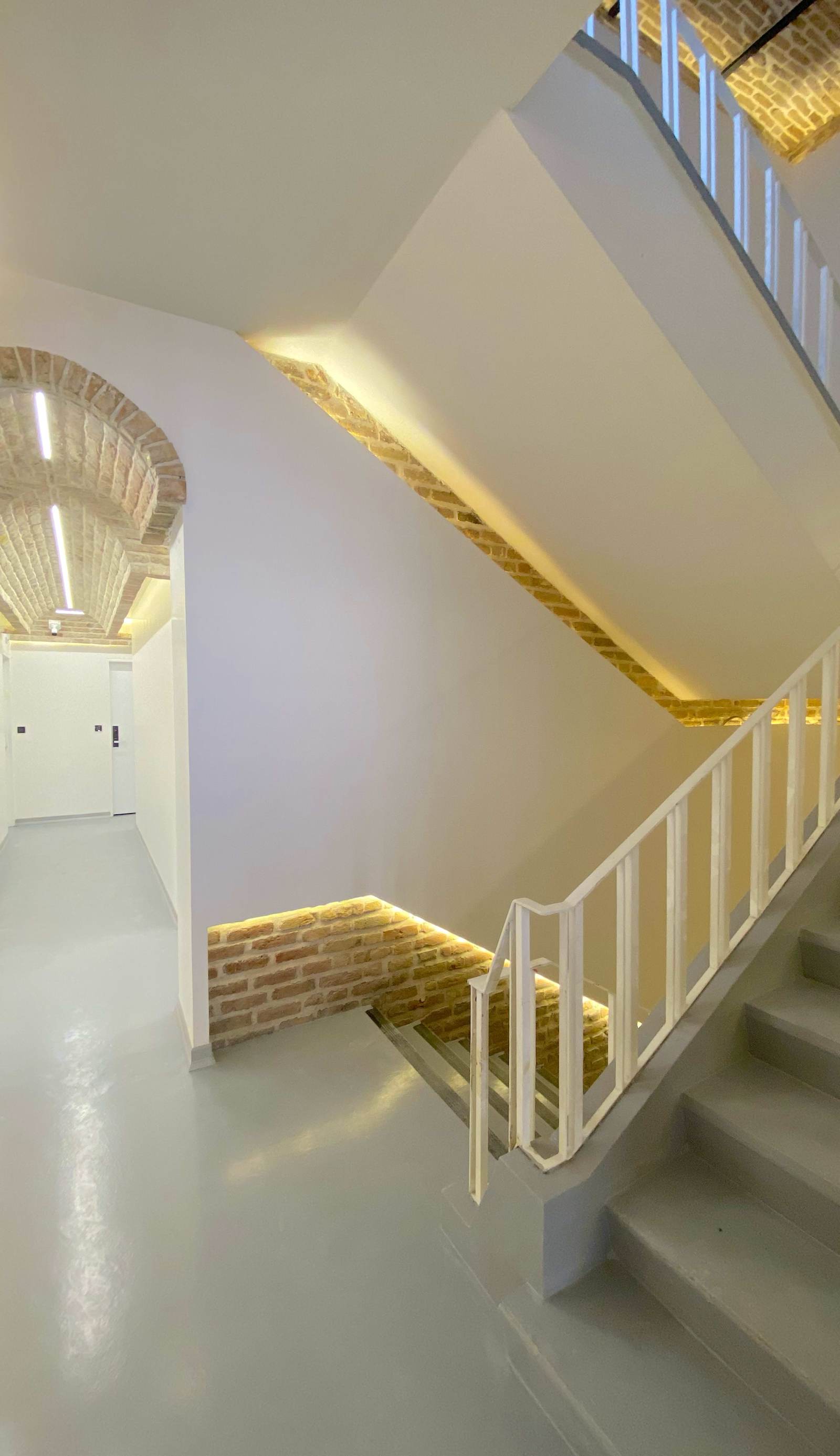 Firouzeh Hostel by Heritage