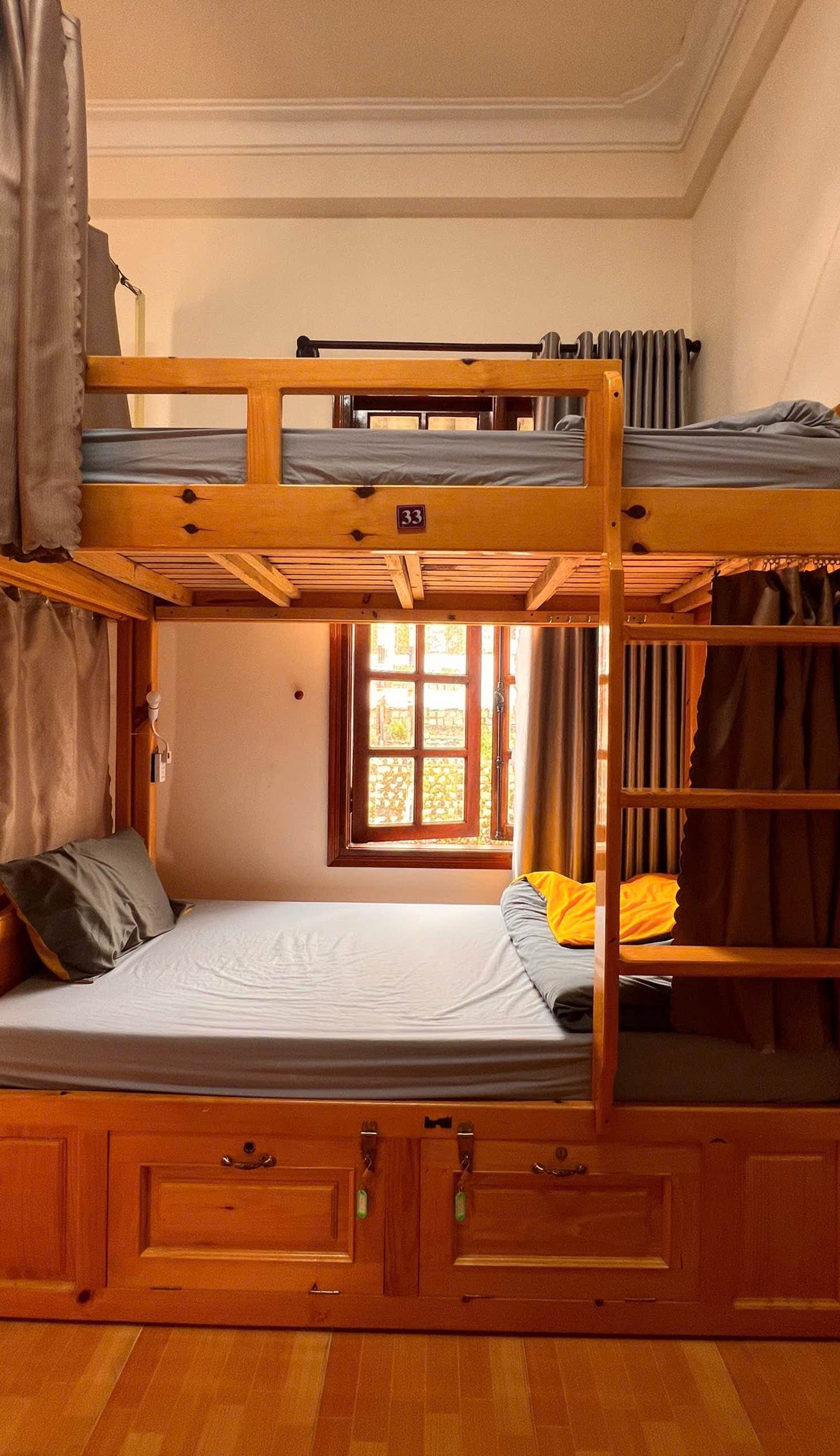 Dalat May House