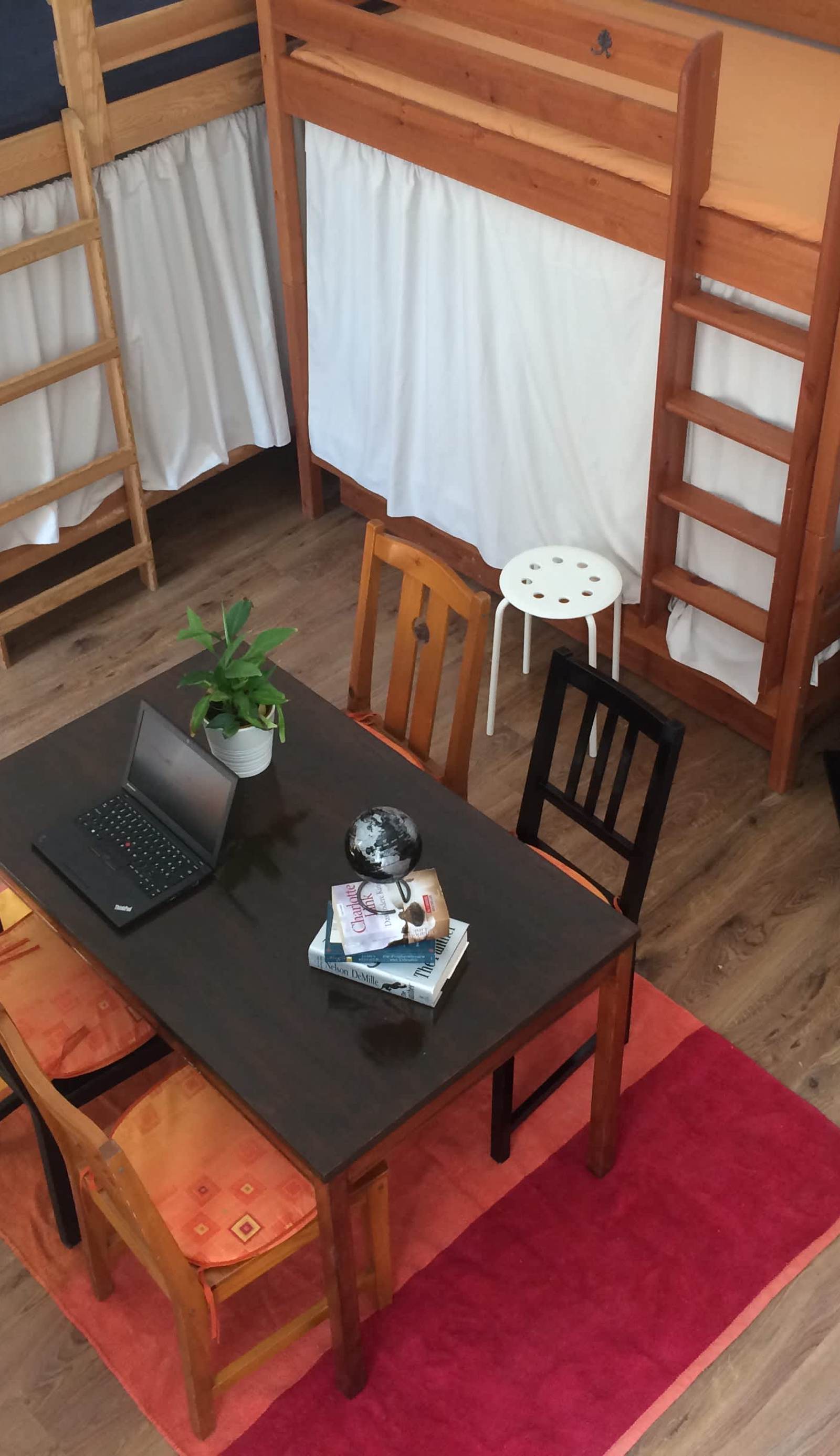 Central Market Hall Zen Hostel