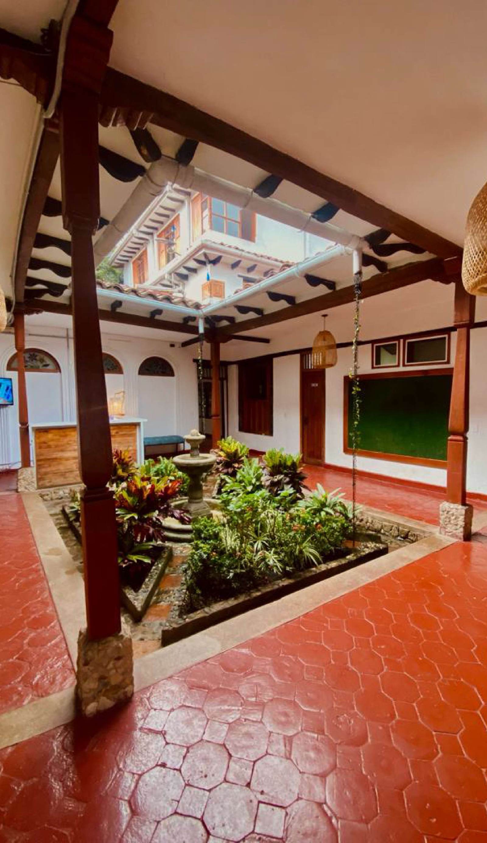 Hostal Patio del Río