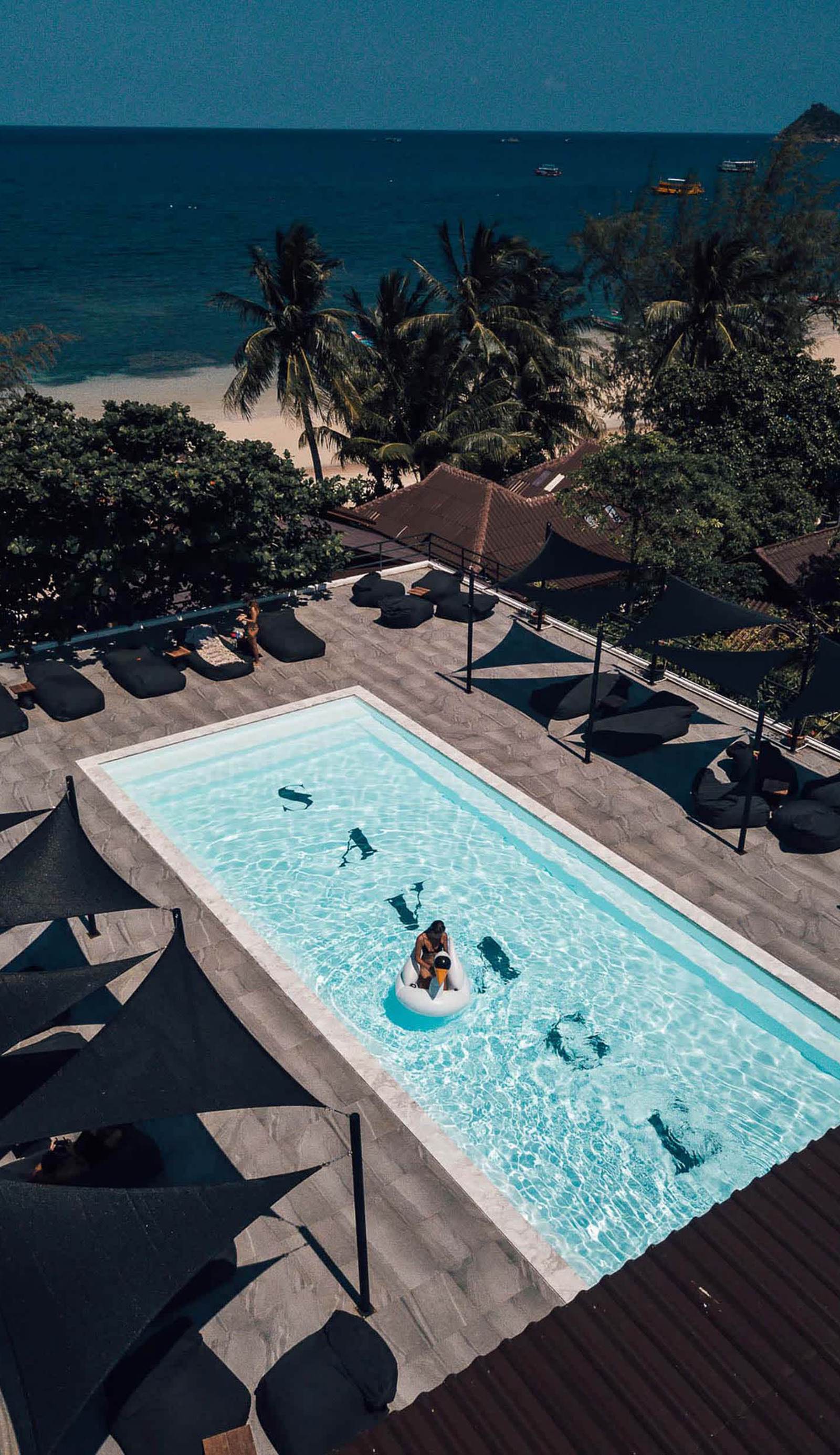 Savage Hostel Koh Tao