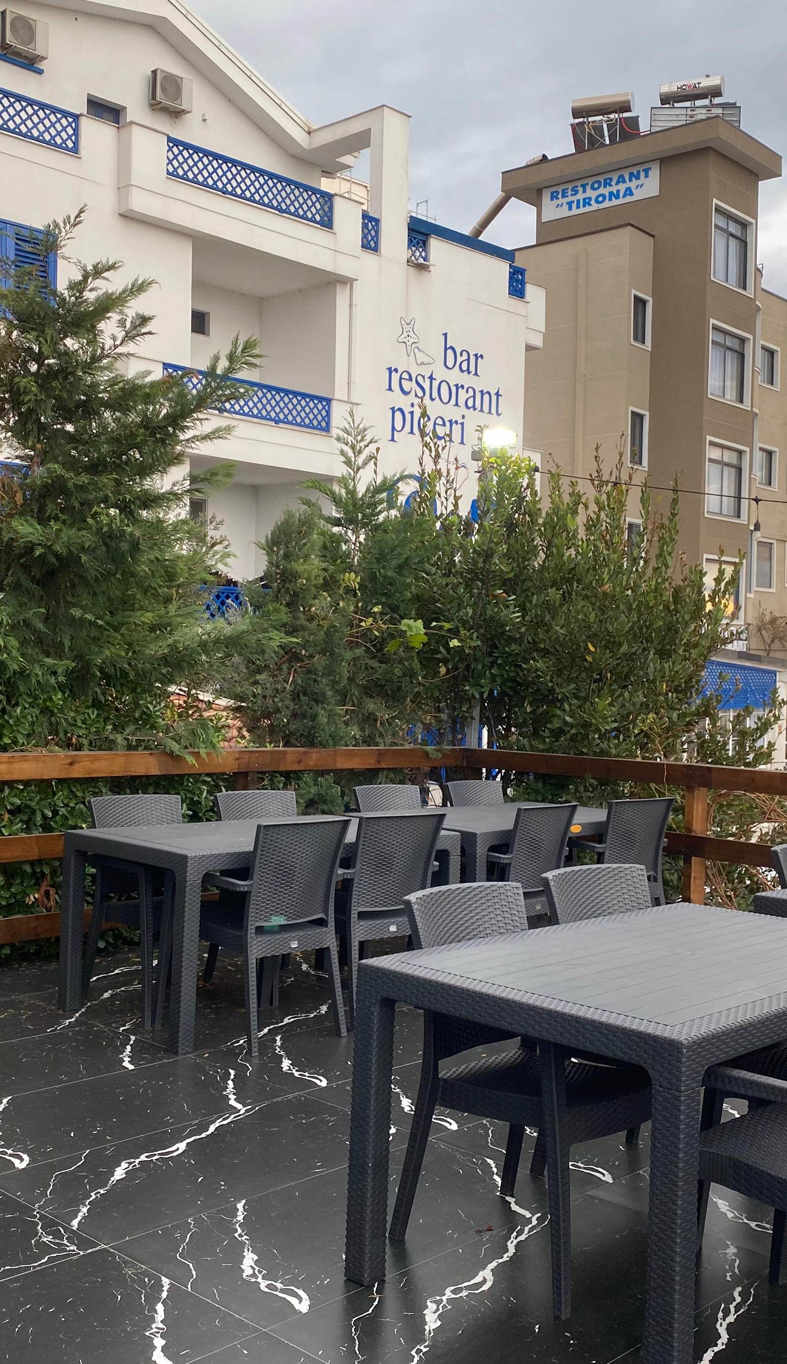 Enles Hostel