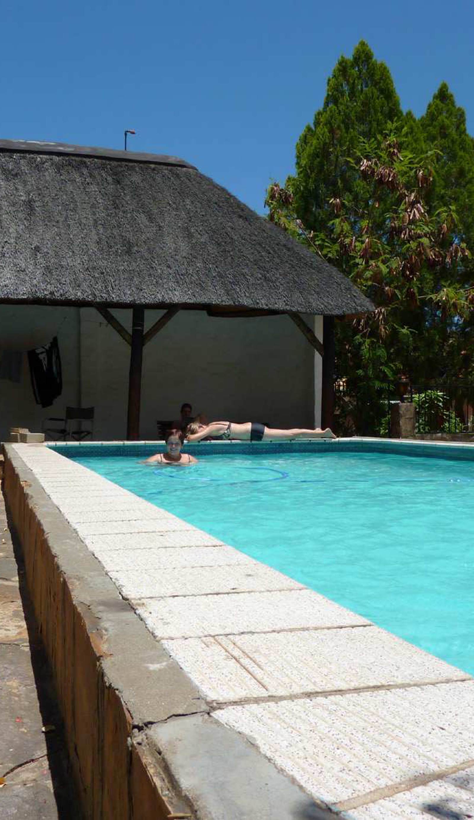 ParadiseGarden Backpackers Lodge
