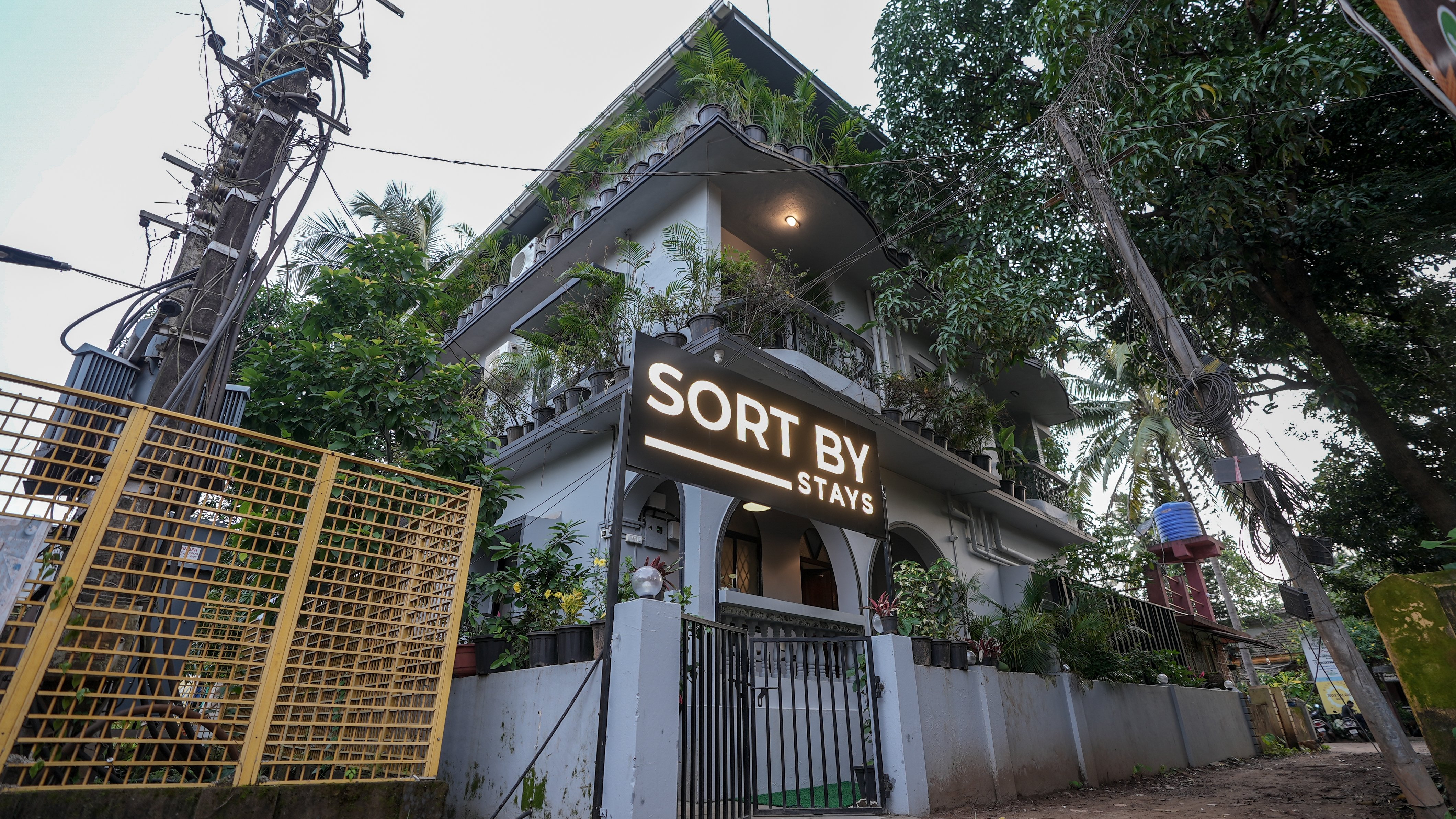 Sort By Stays, Anjuna