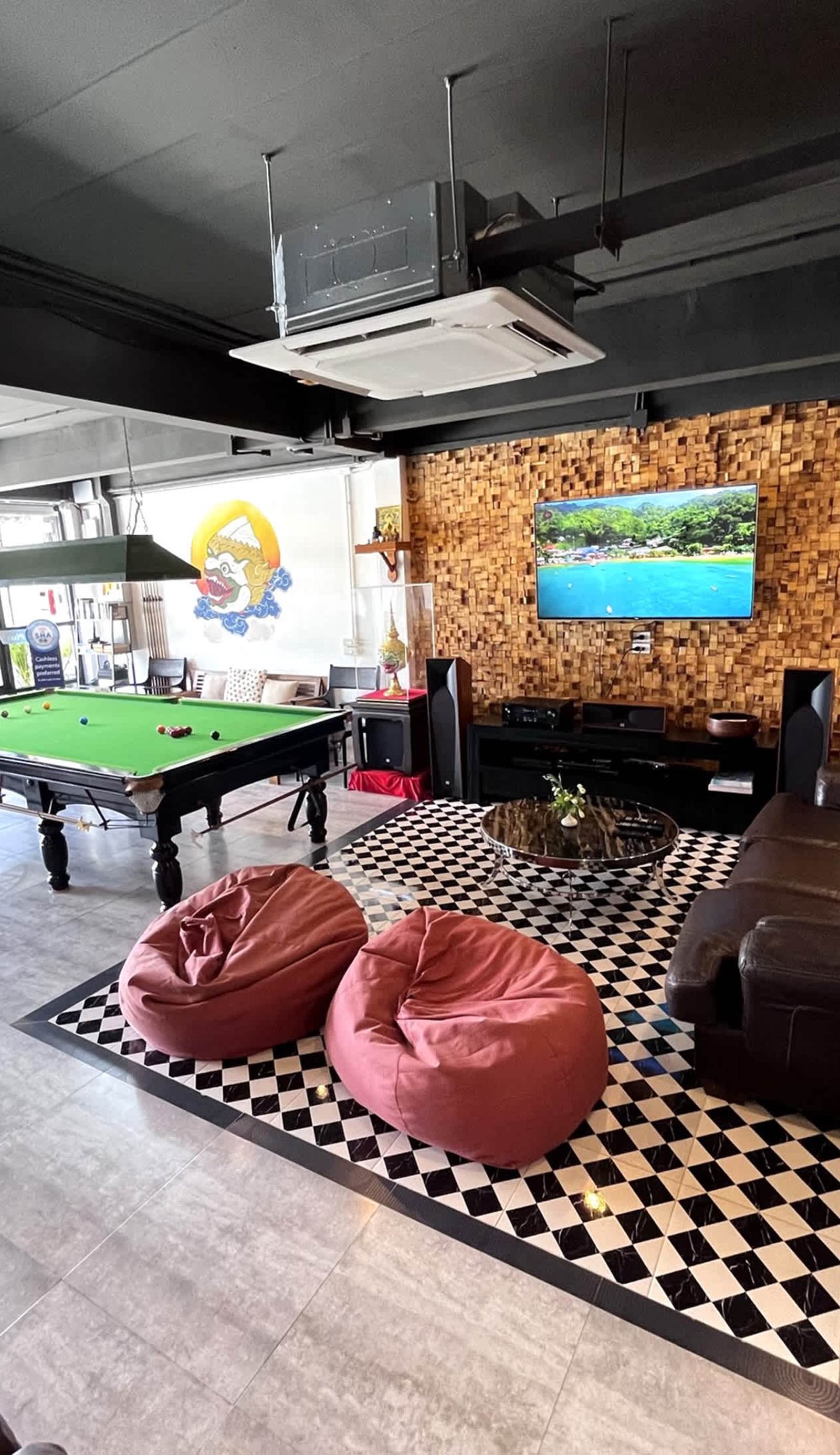 Hanuman VIP Hostel