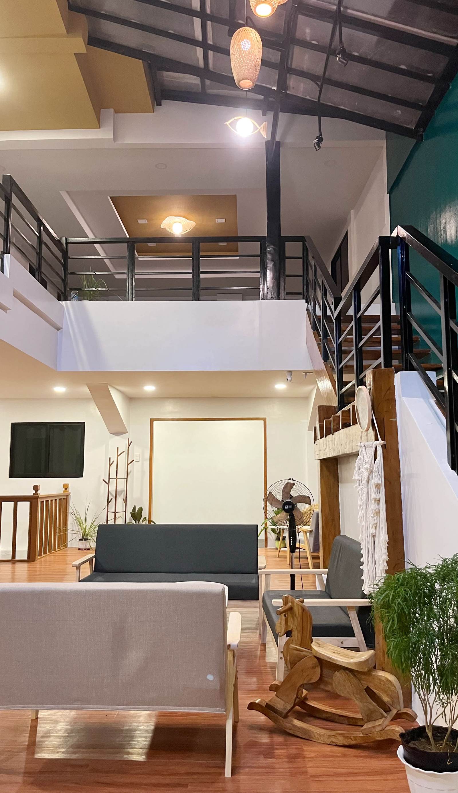 Cozy Coron Inn