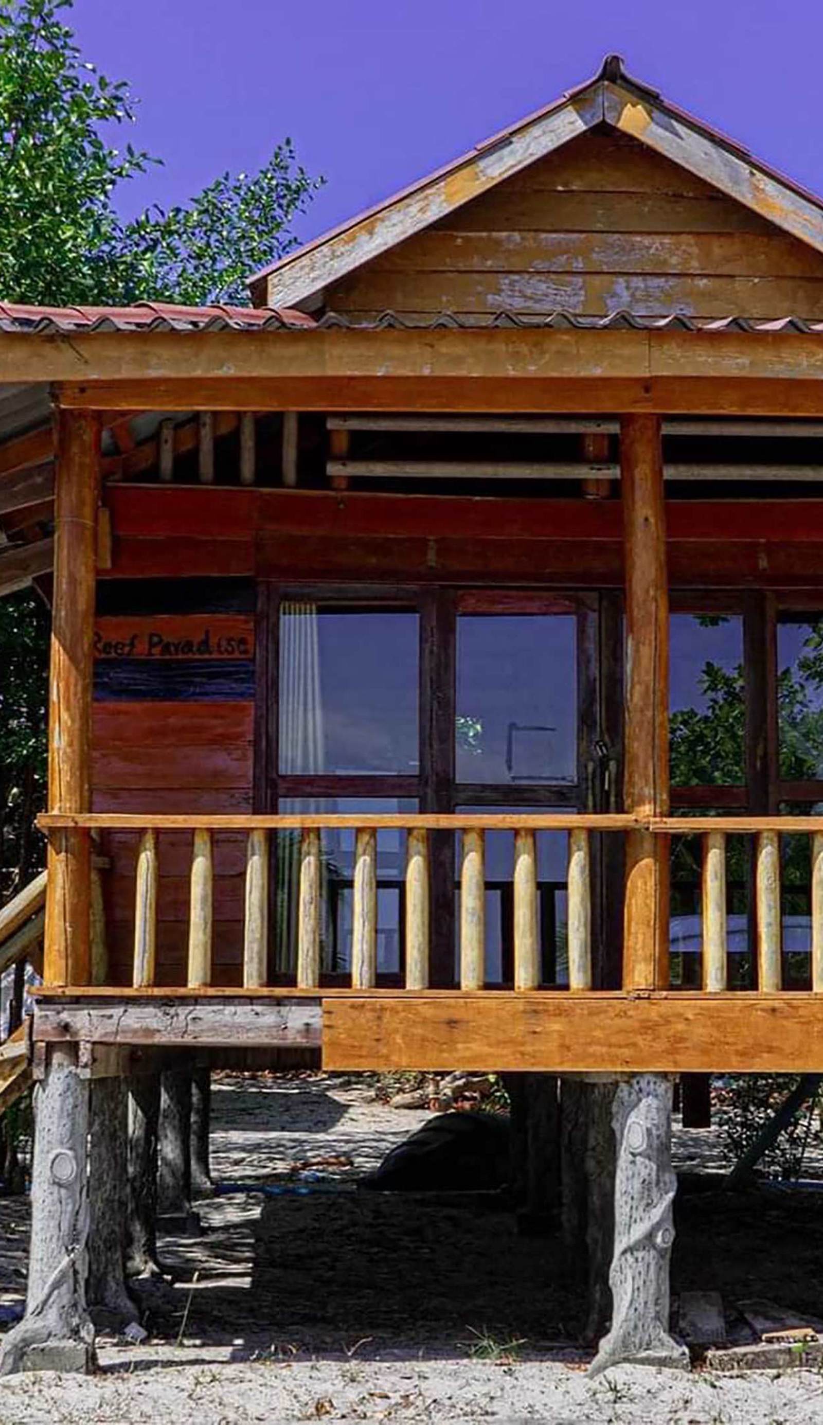 Koh Rong Beach Hostel and Bungalows