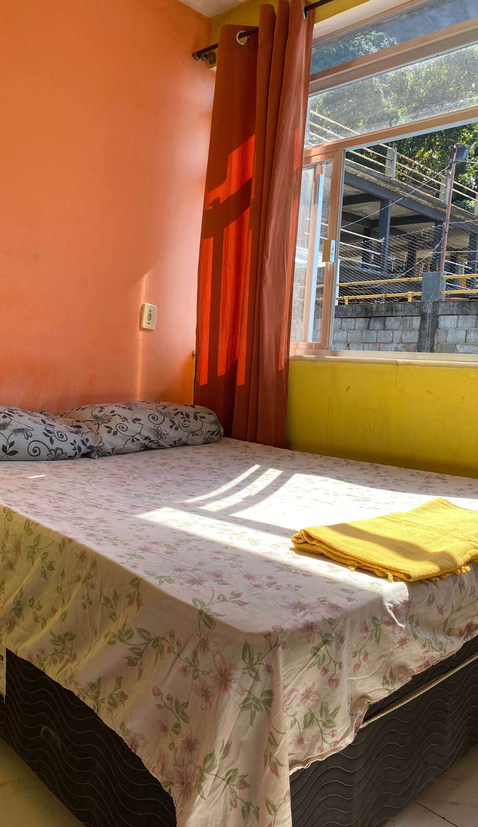 Hostel Alzira House