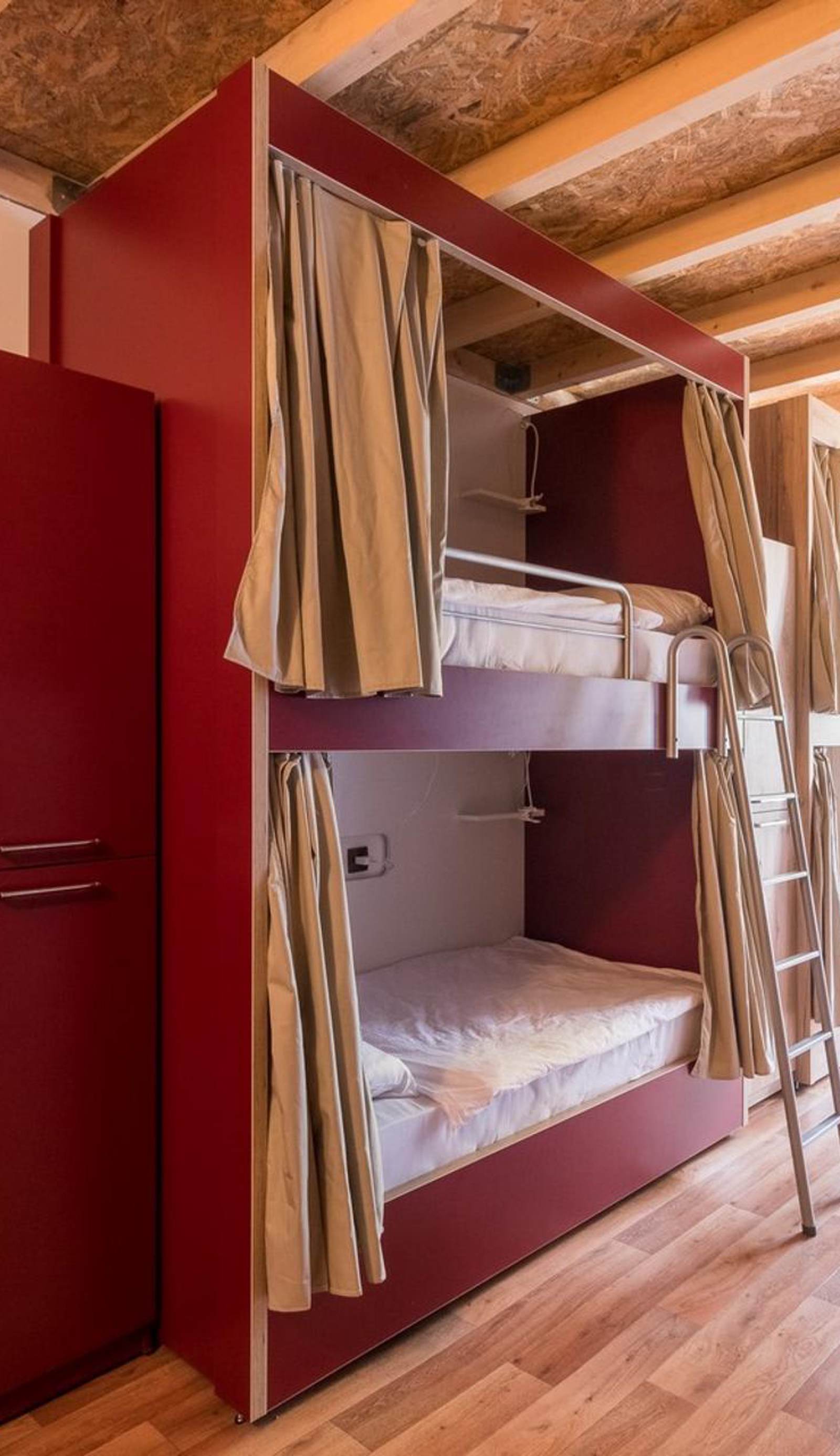 Hostel Antique