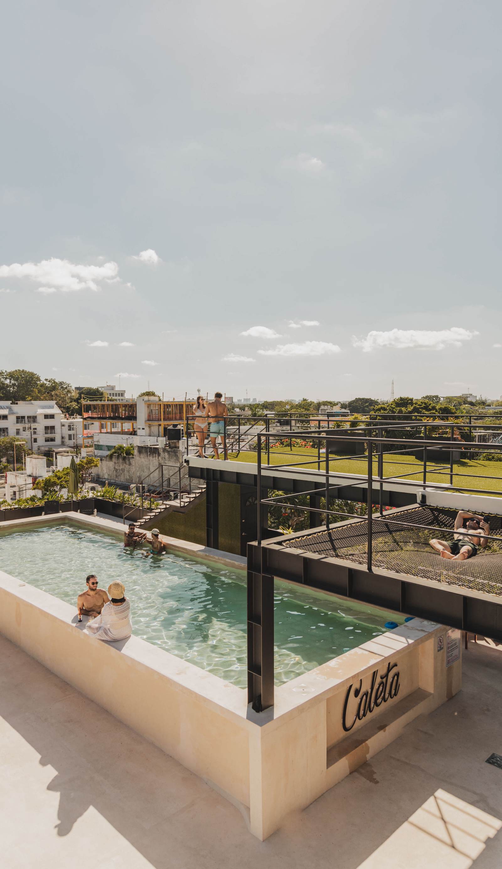 Caleta Hostel Rooftop & Pool