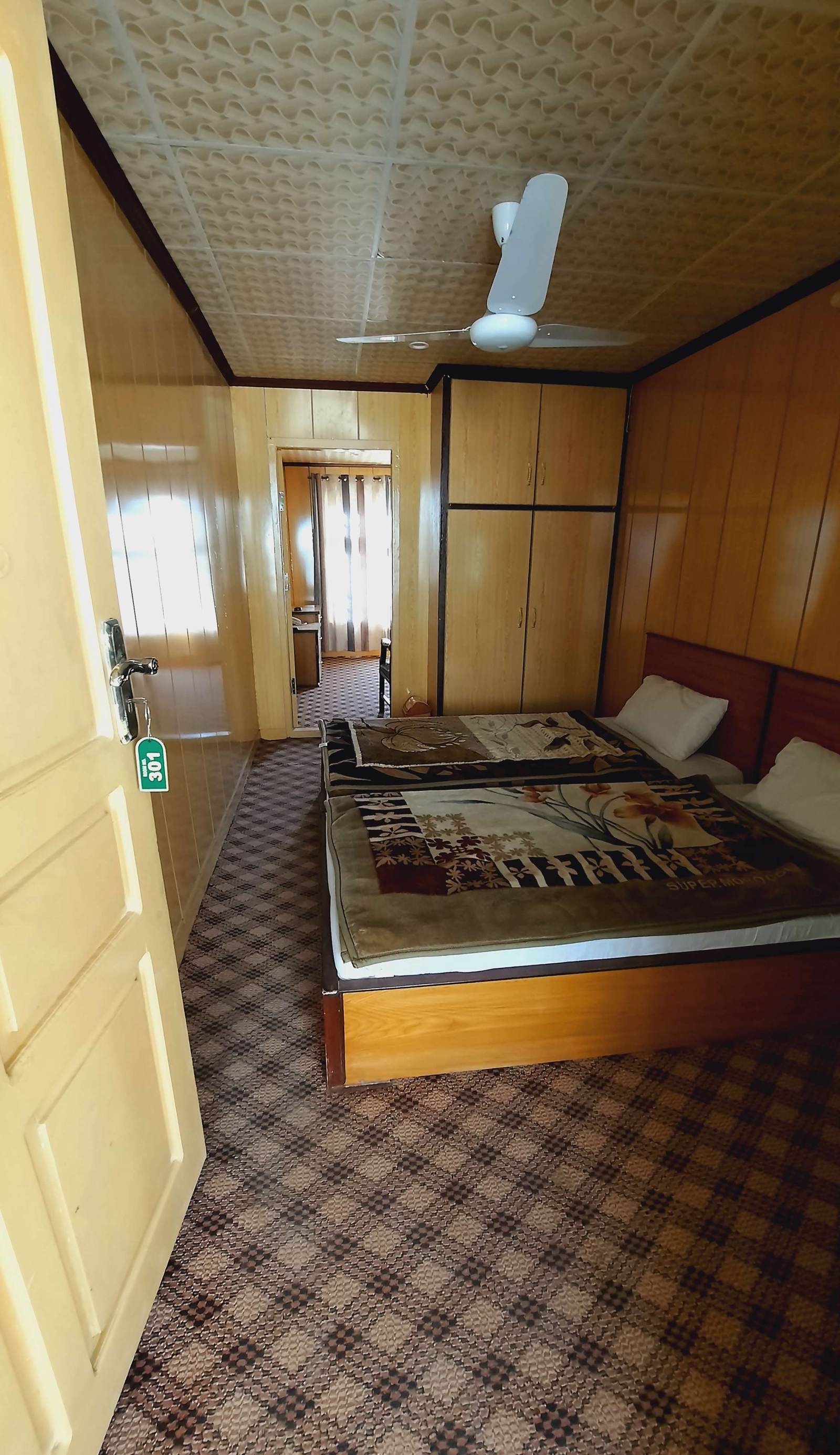 Baltistan Mountain Chalet Hotel