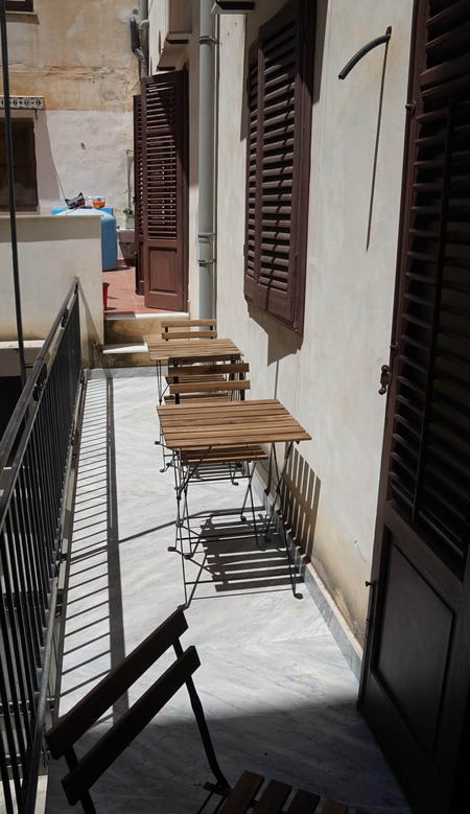 Sunshine Hostel