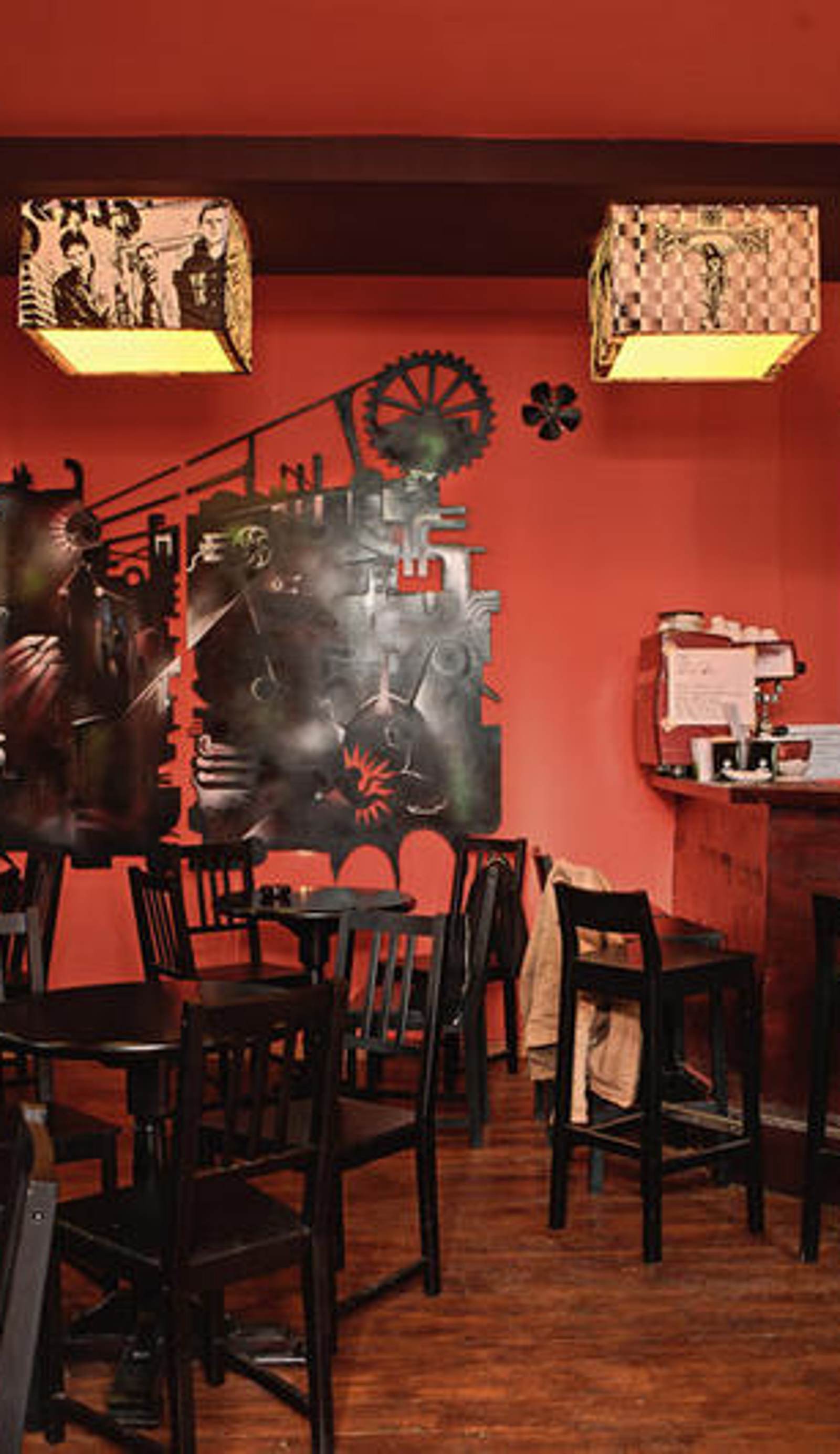 Wonderland Hostel