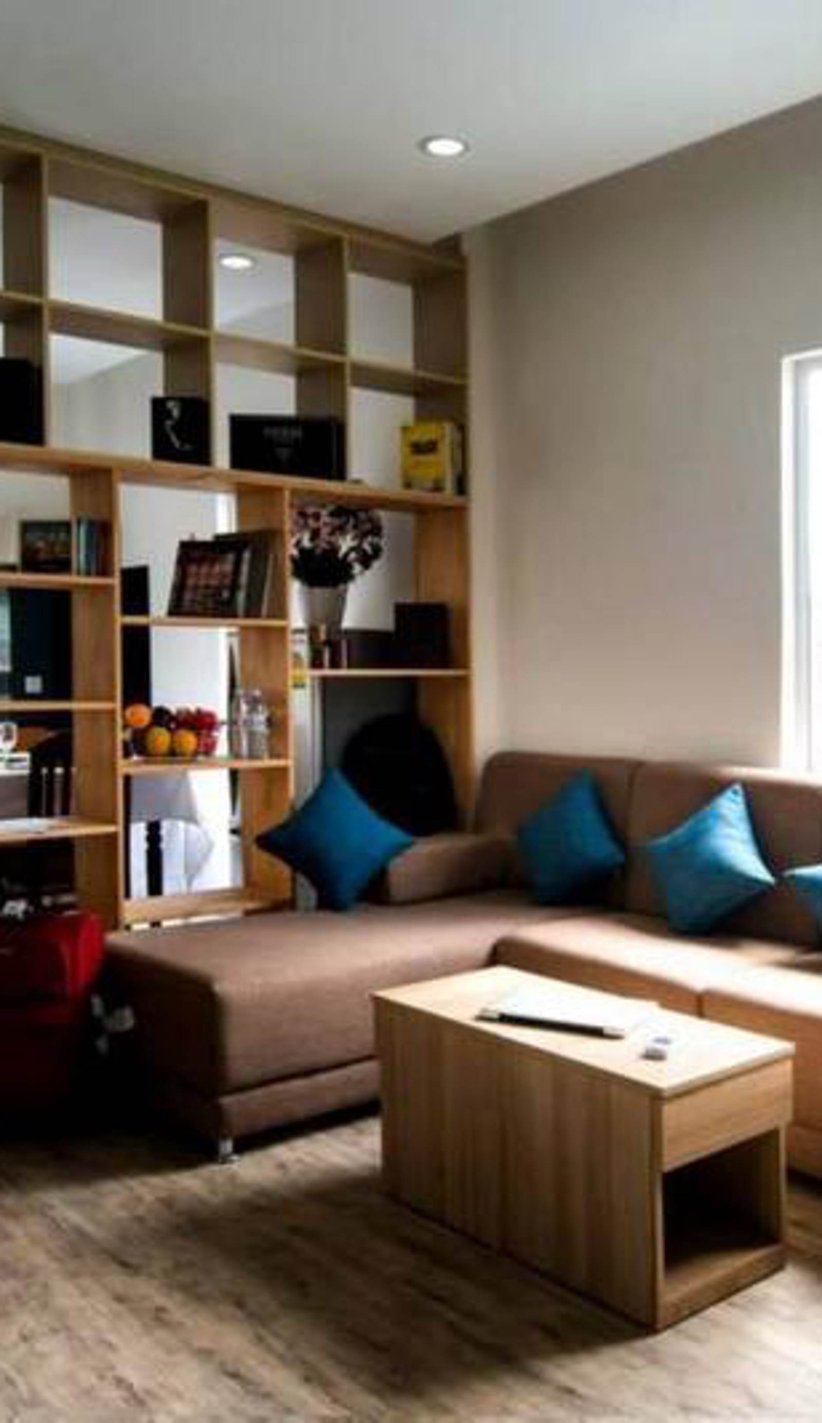 White Residence Hotel and Serviced Apartment