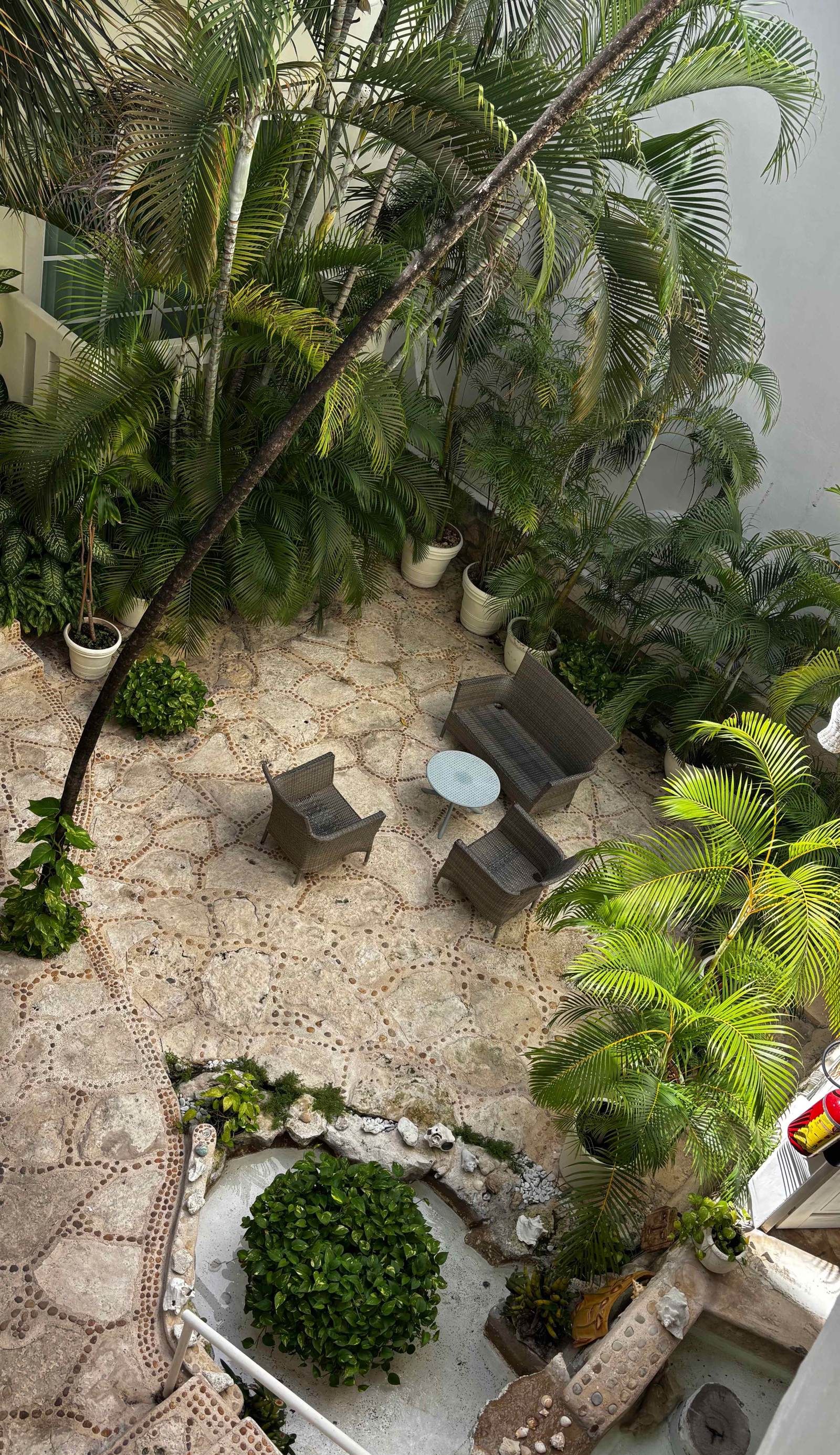 Coco Rio Hotel