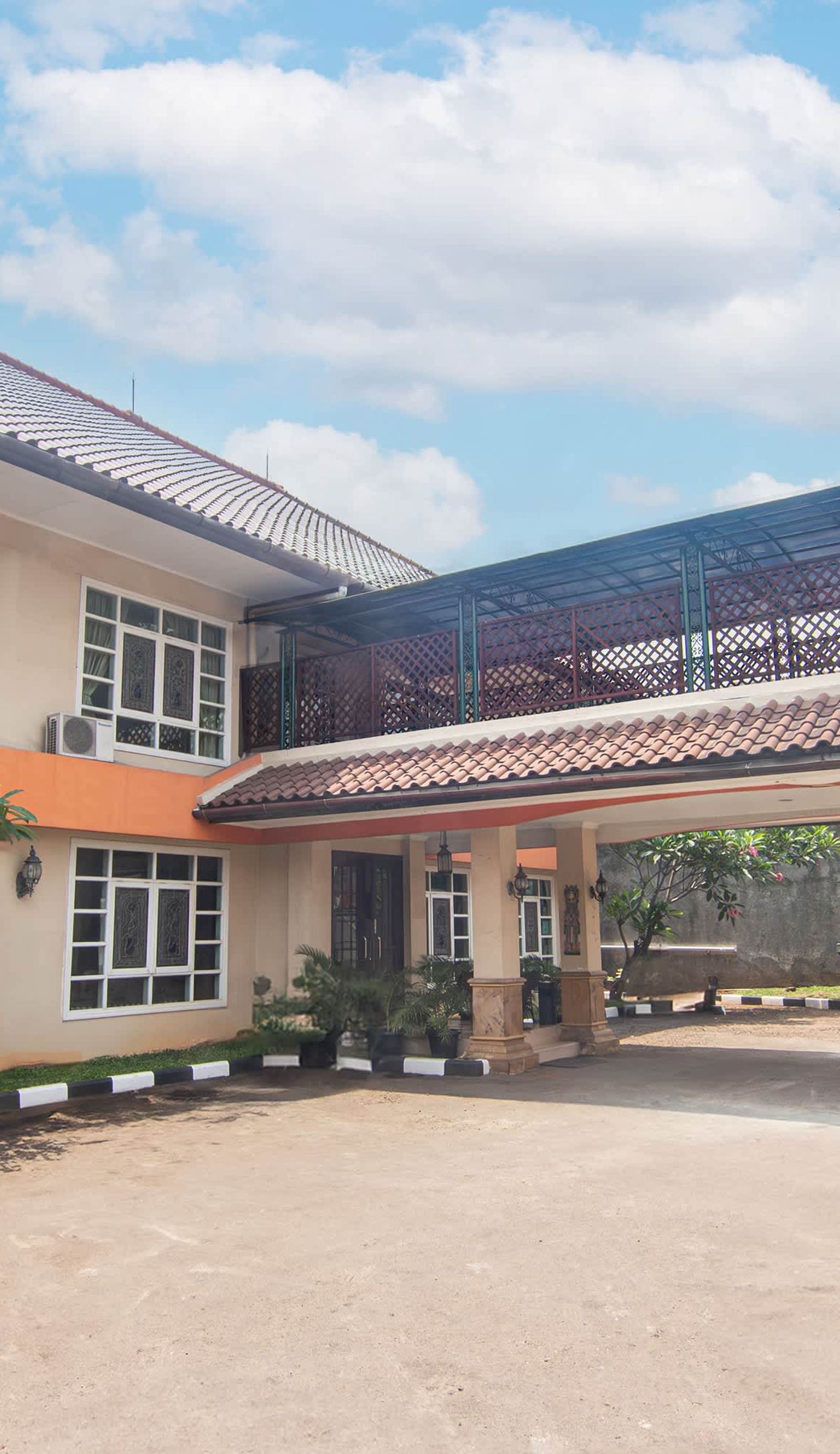 Puri Sawo Manila Residence