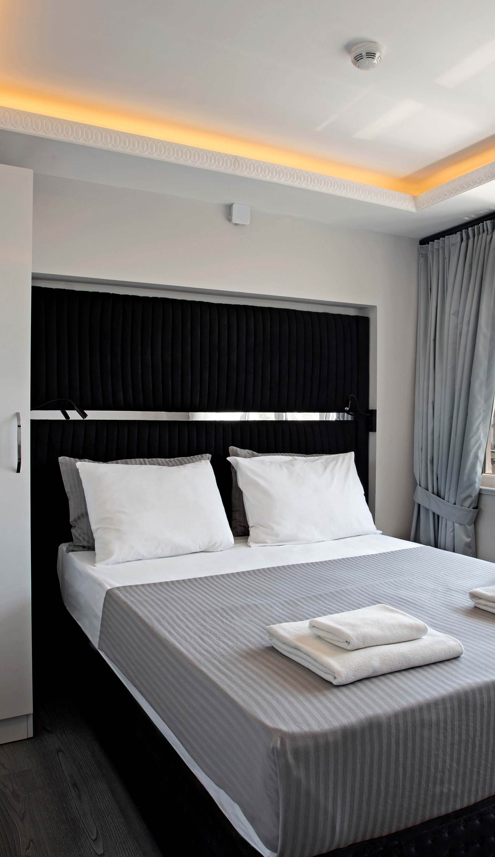 Carvan Hotel