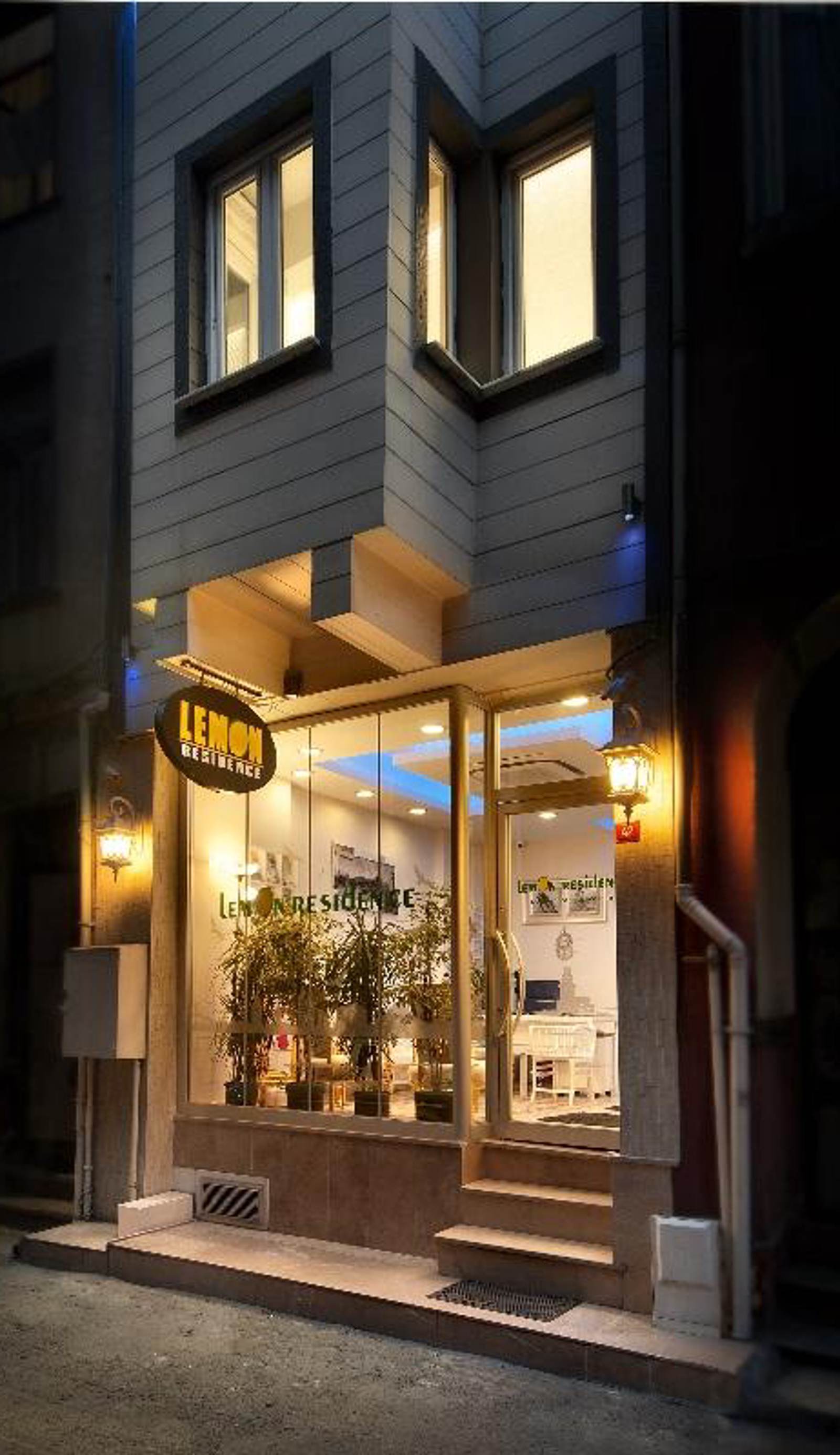 Lemon Residence