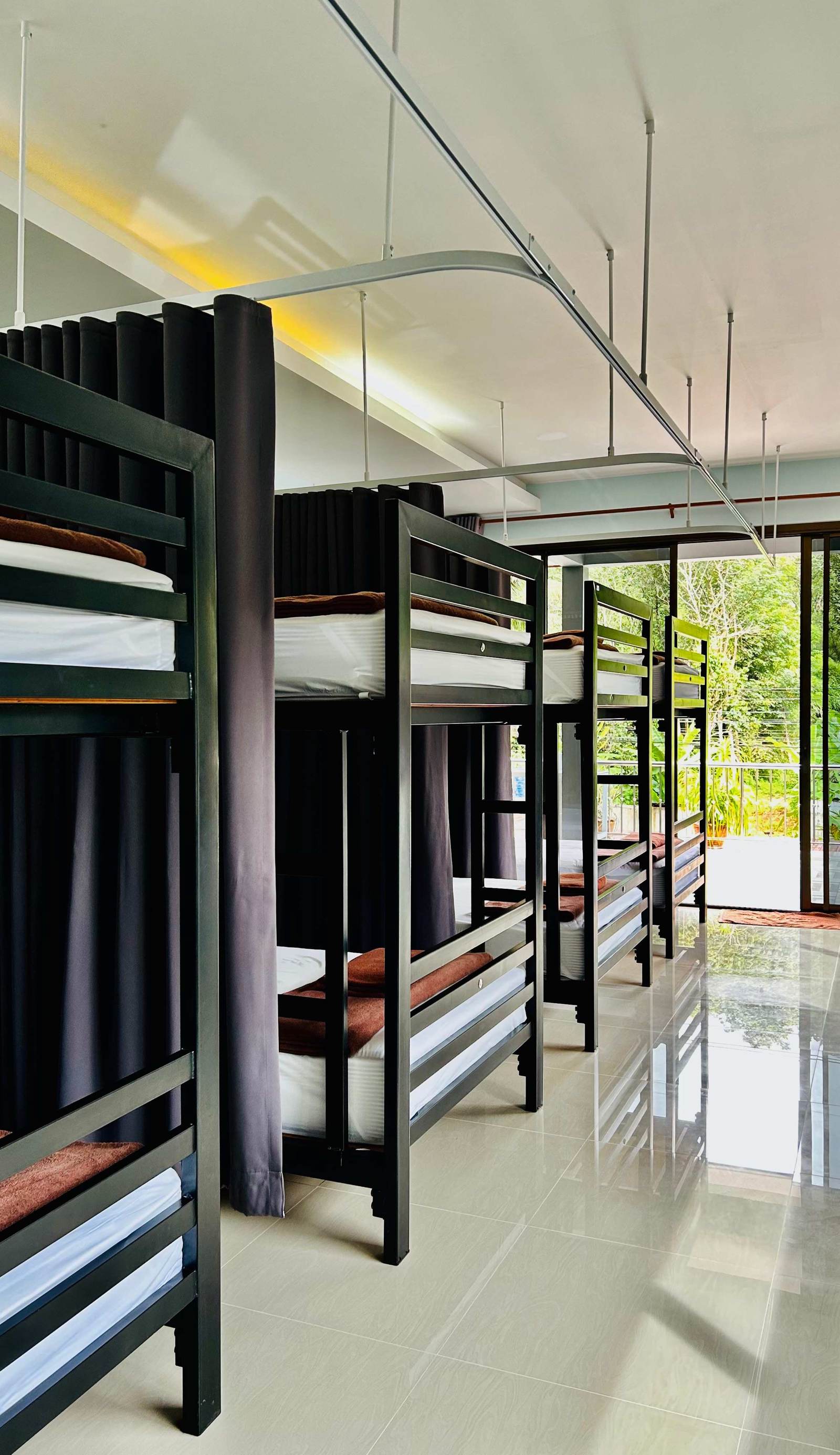 Khaosok Secret Hostel