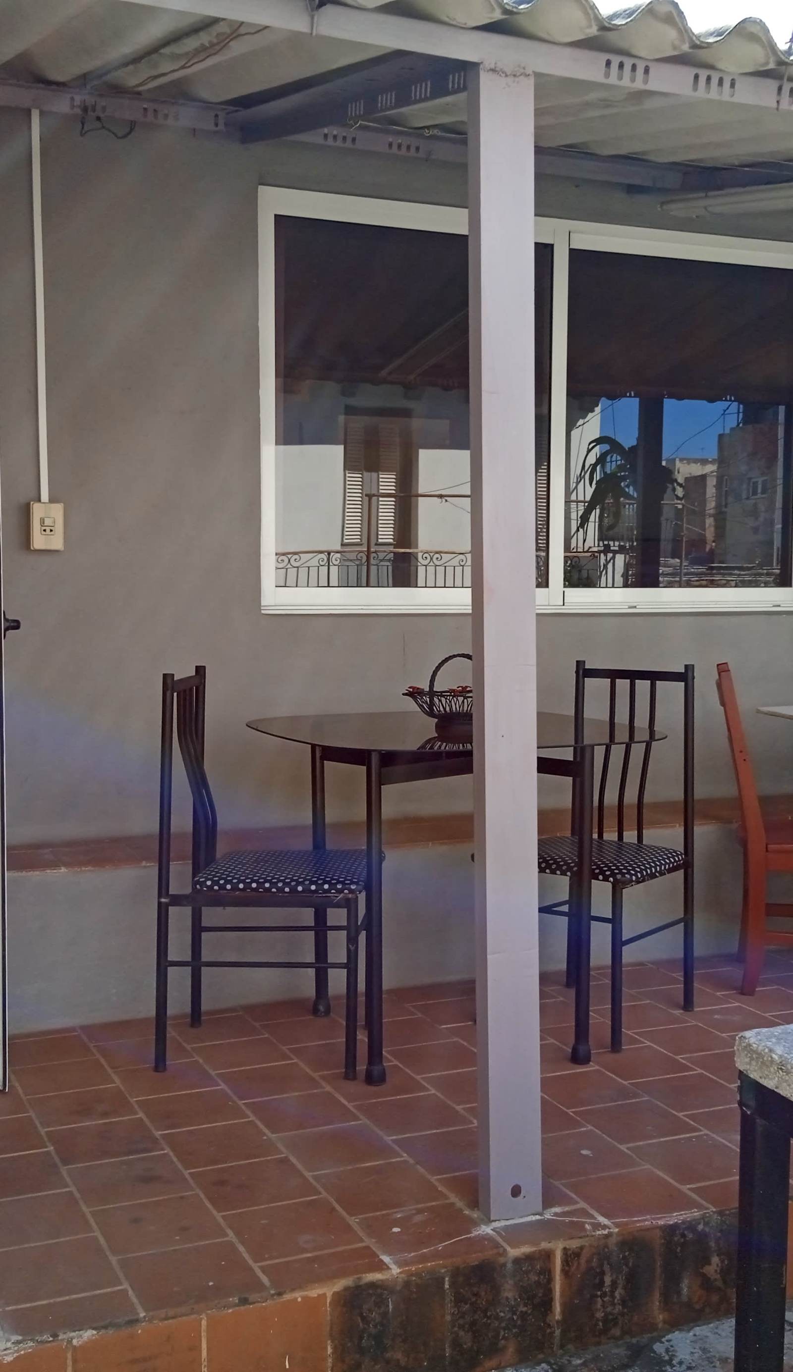 Sra Esther Casa Titica