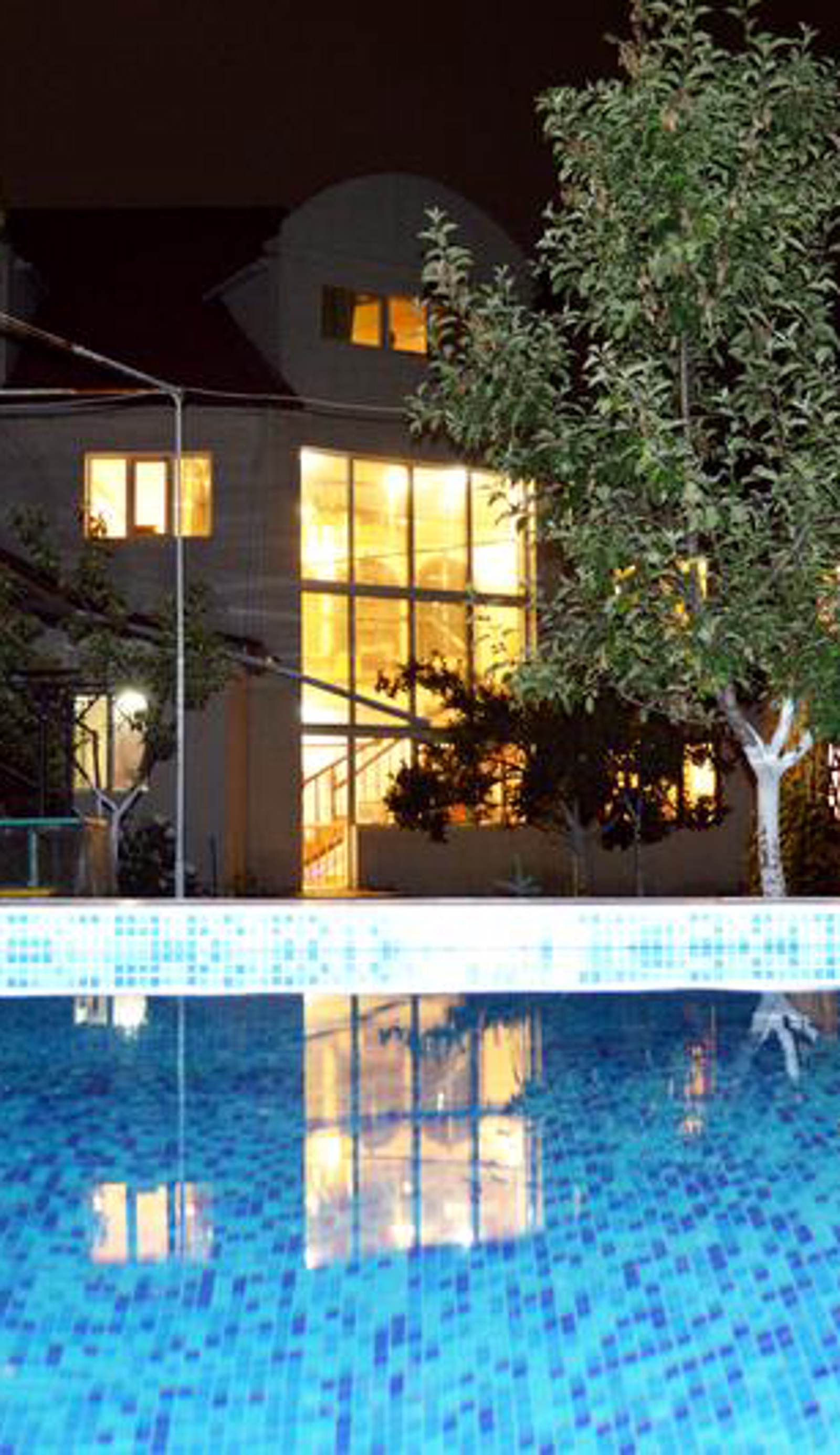 Tunduk Hostel