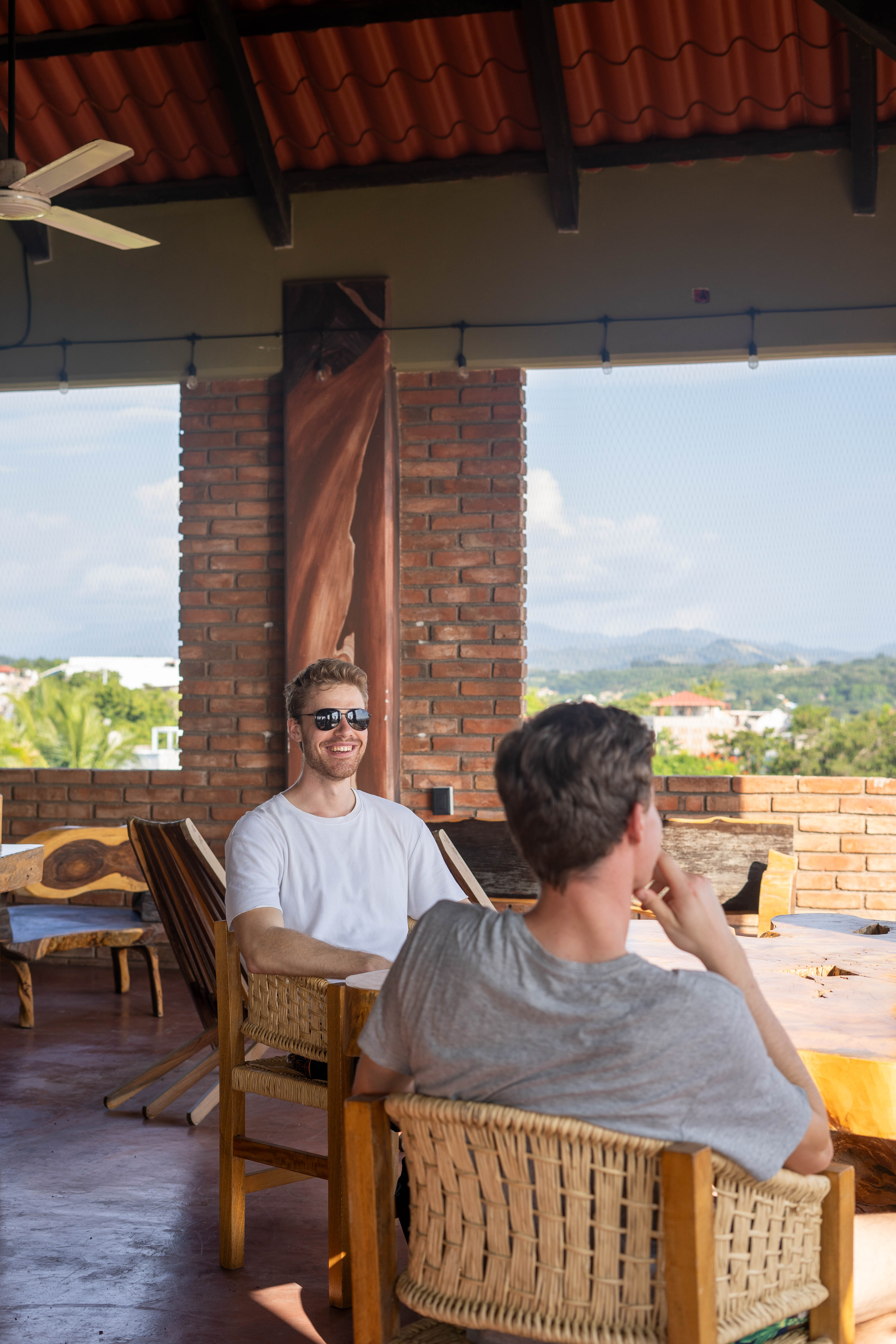 Madre Tierra Hotel & Coworking & Hostel