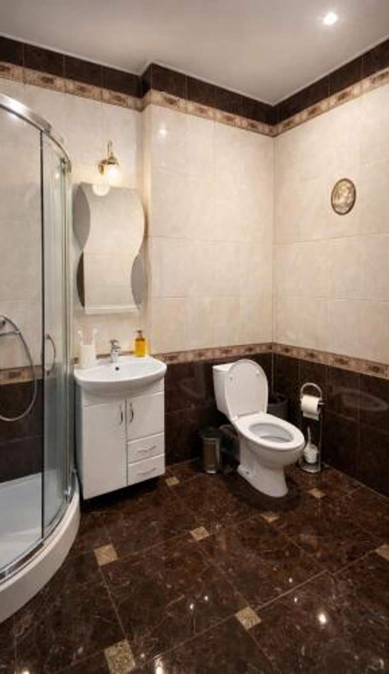 Lux aparts біля шпиталю з водою