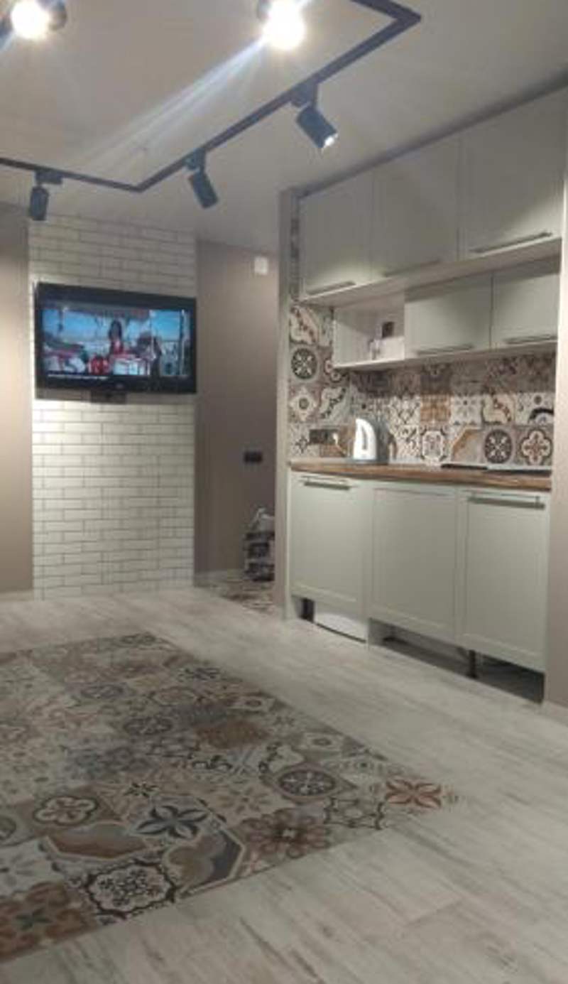 Apartment on Oleksandra Polia Avenue