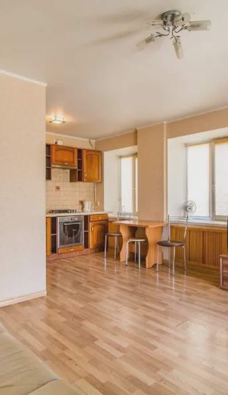 Most City area 1-bedroom apartment, central