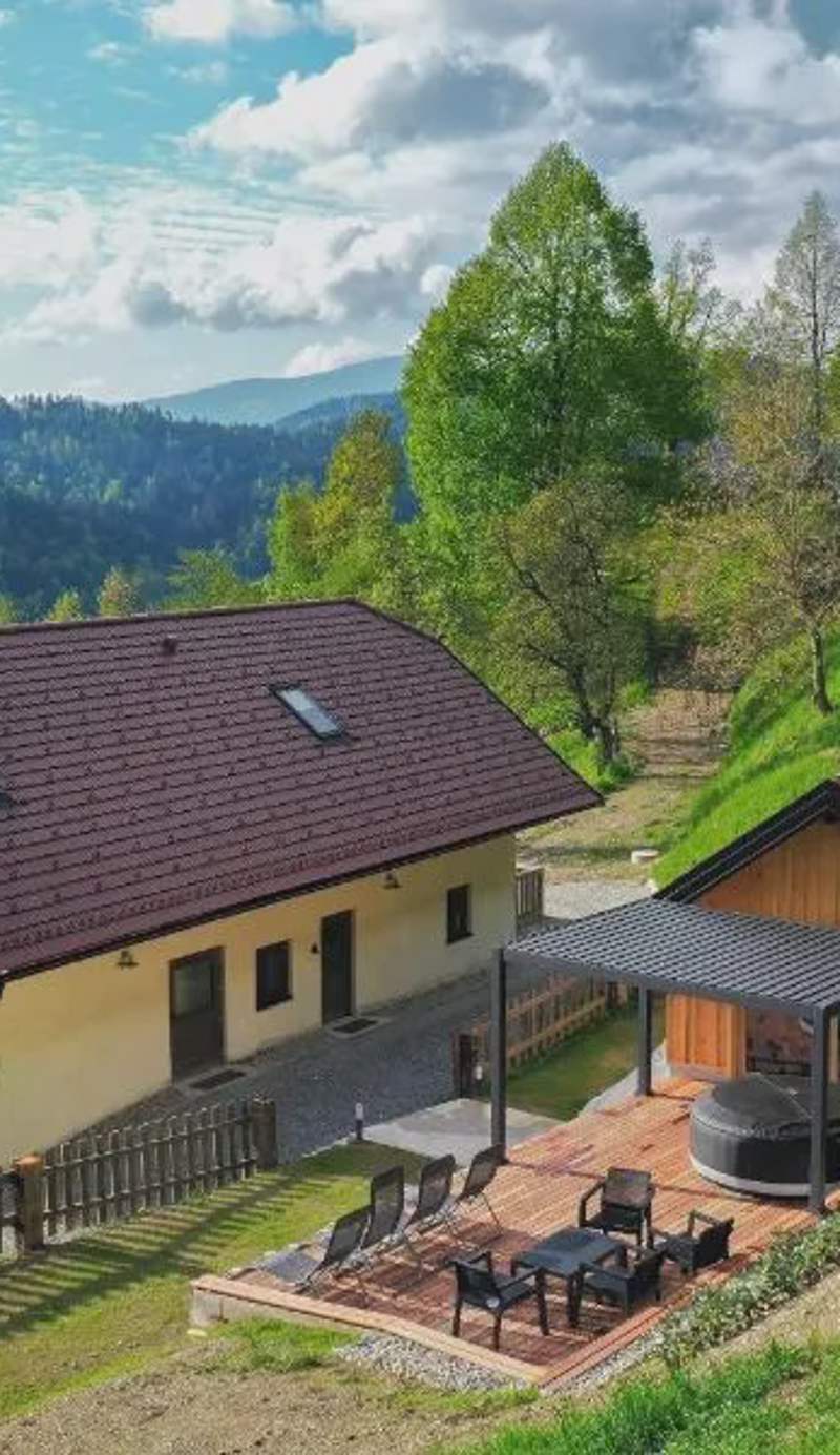 Villa Richterberg with Sauna & Hot Tub
