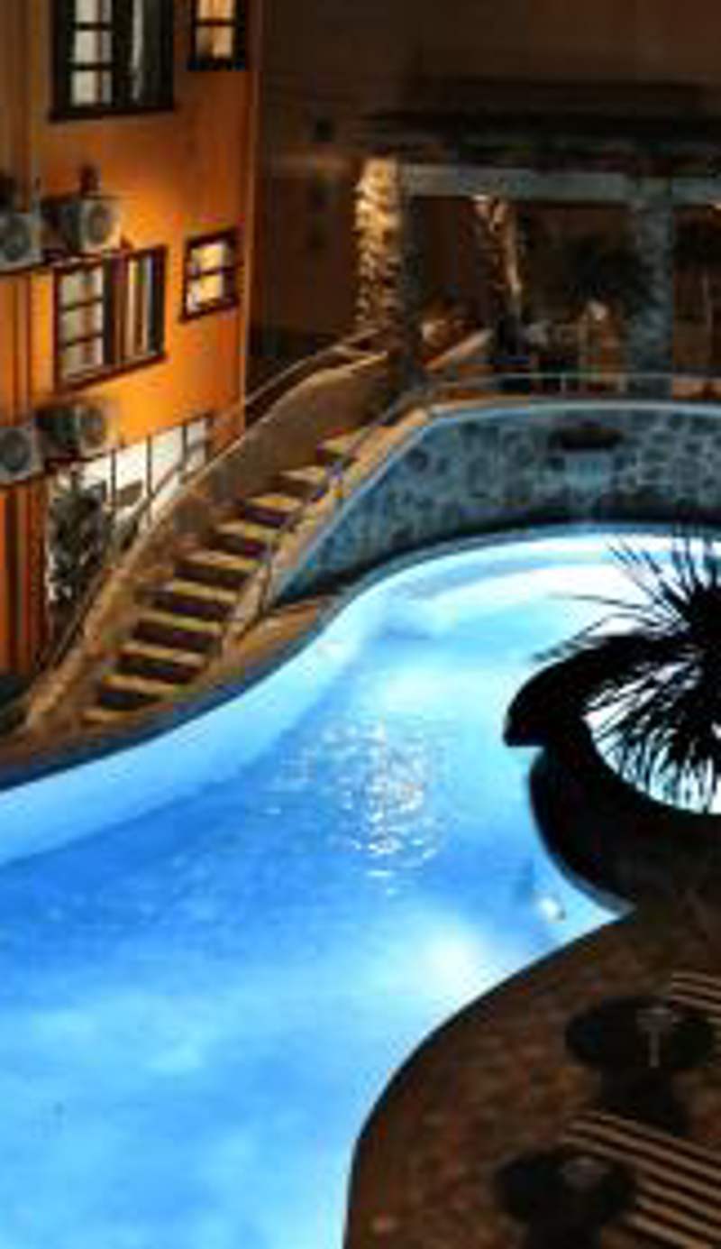 1775 Adriatico Suites