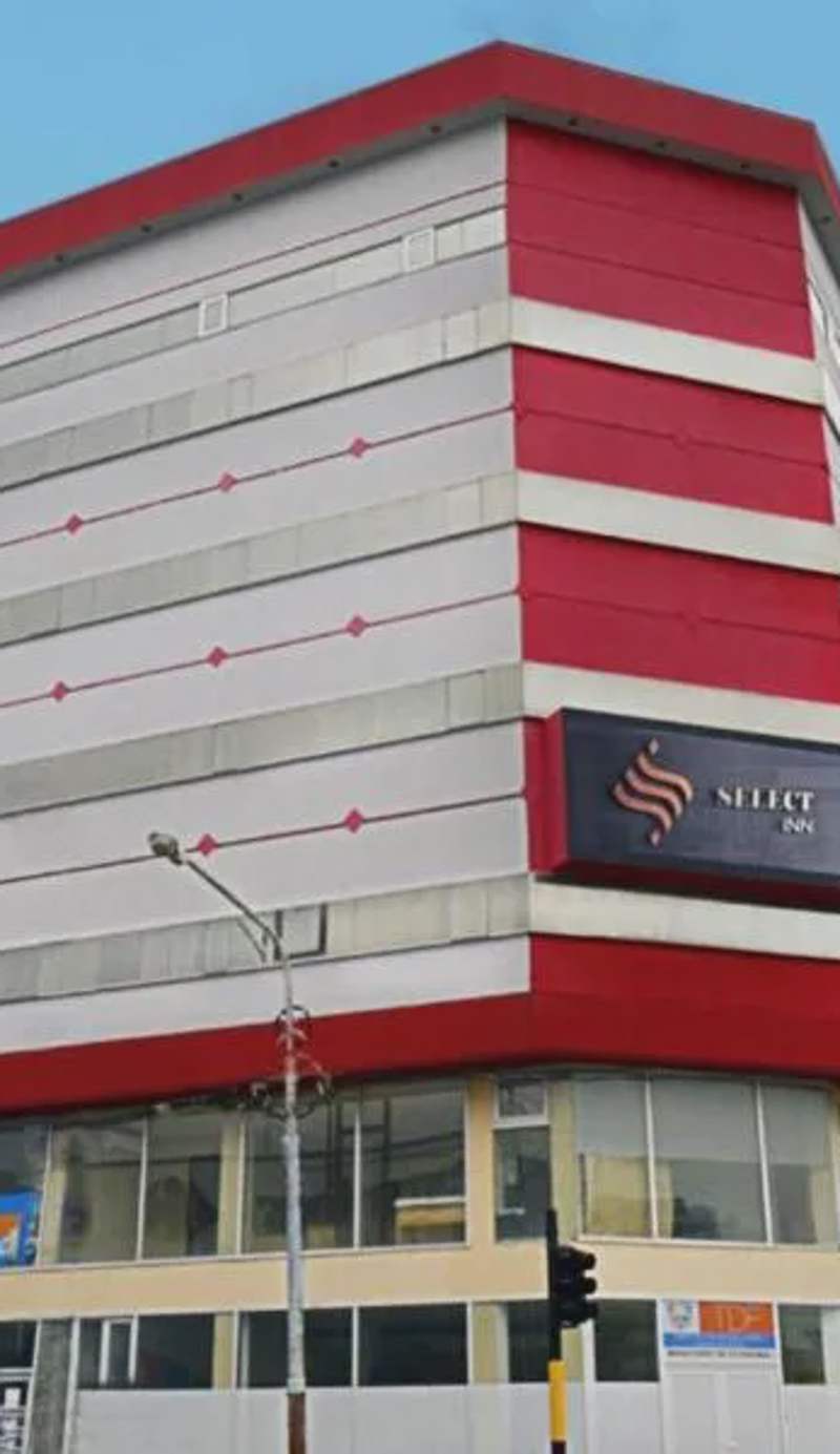Select Inn