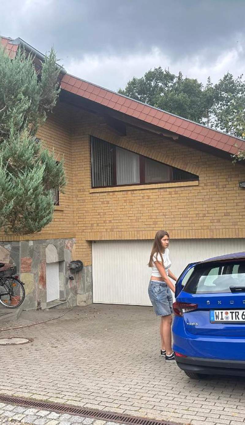 Große Helle Wohnung am Wald in Bad Saarow Nahe Grünheide und Berlin Souterrain