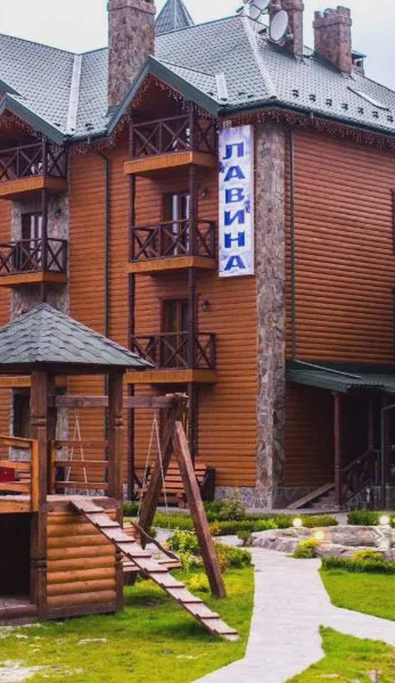 Lavina Hotel