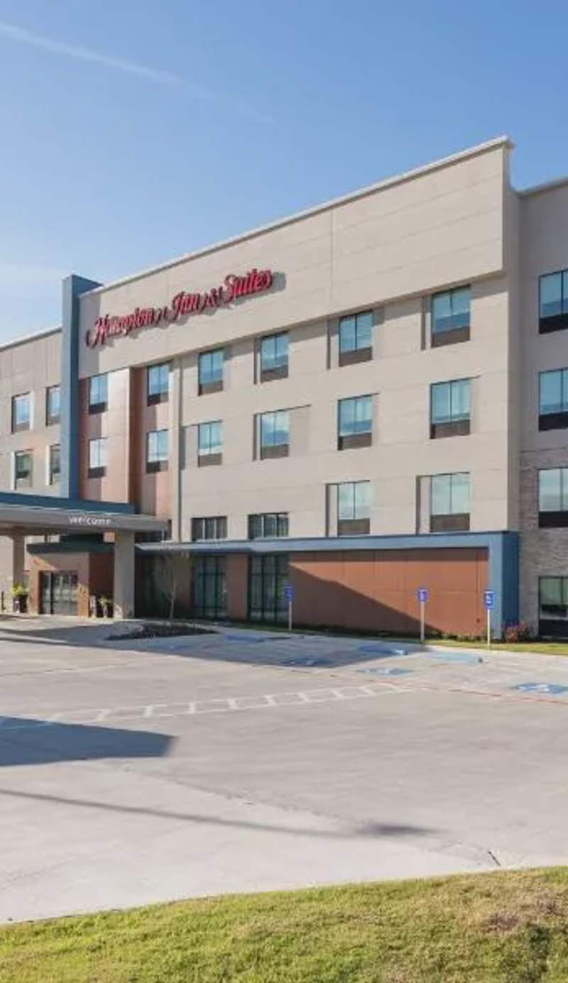 Hampton Inn & Suites Dallas East