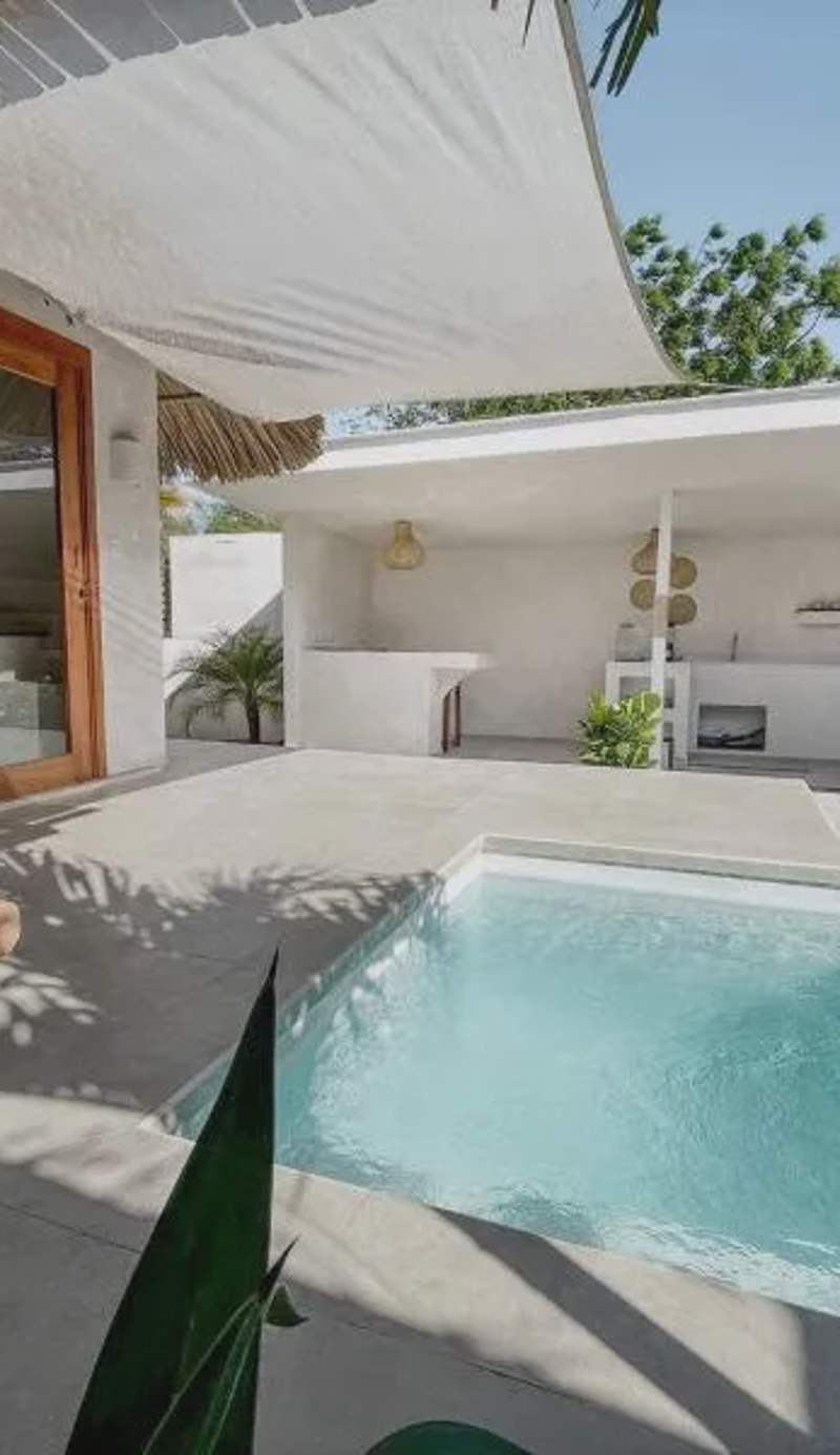 Mahalo Uraka Suite Private Pool and Kitchen