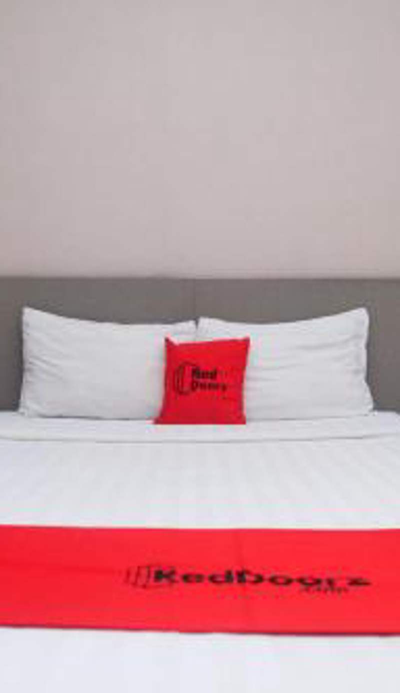 RedDoorz Apartment near Exit Toll Colomadu
