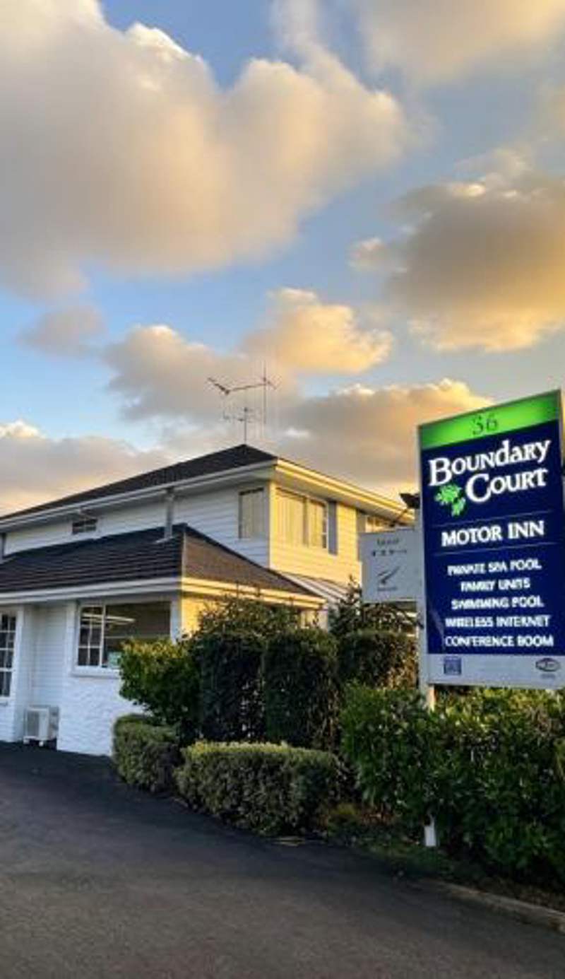 Boundary Court Motor Inn
